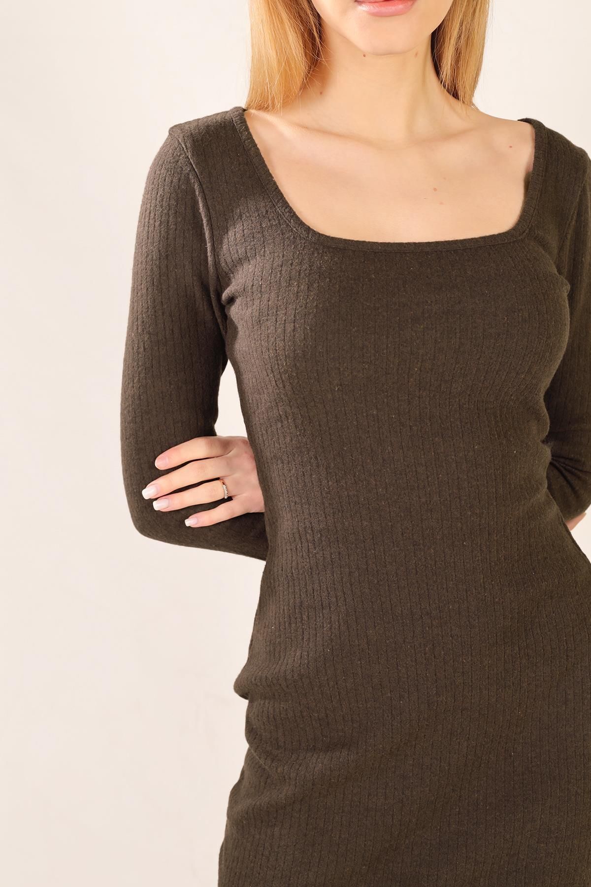LİVE SPORT-Rochie midi maro cu mânecă lungă - Carasol cu ​​guler pătrat 6