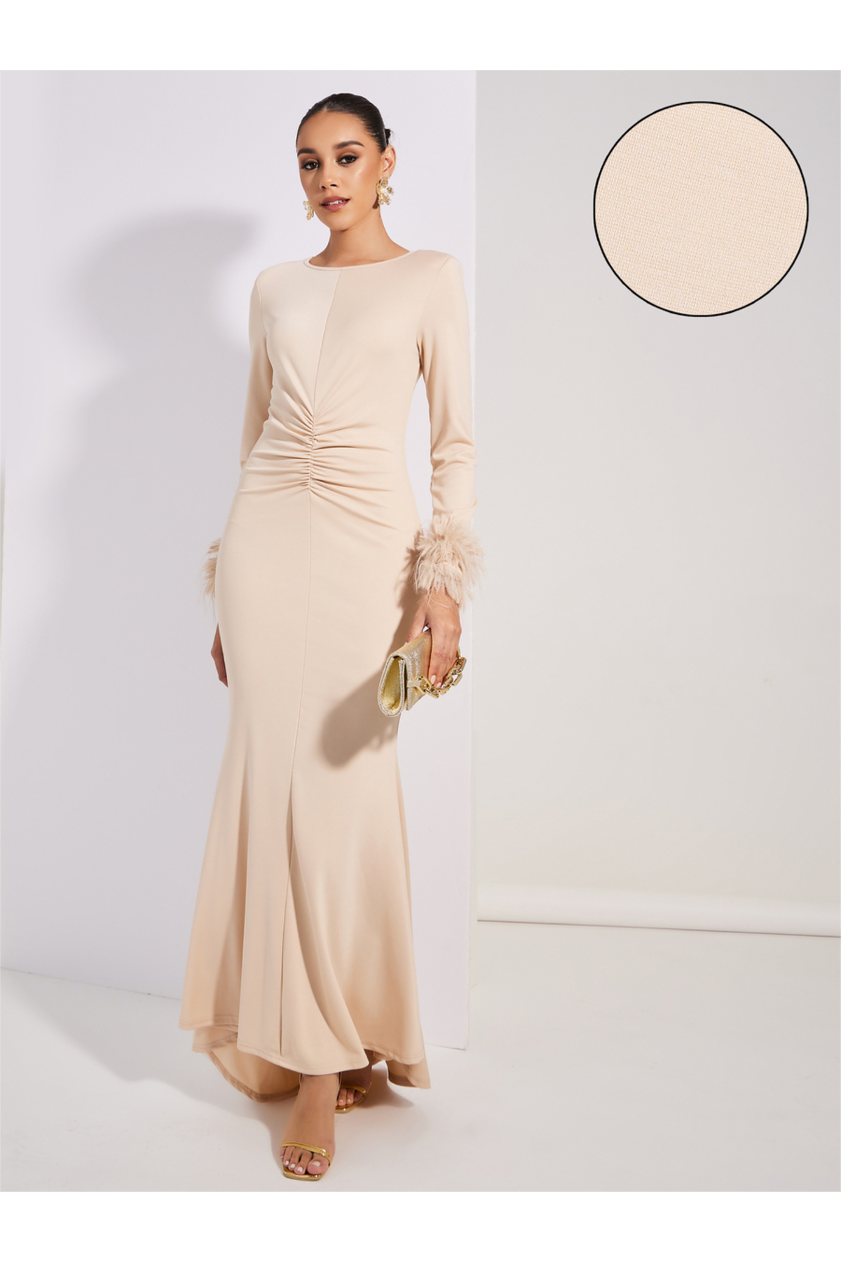 Styli Gathered Front Faux Fur Detail Maxi Dress