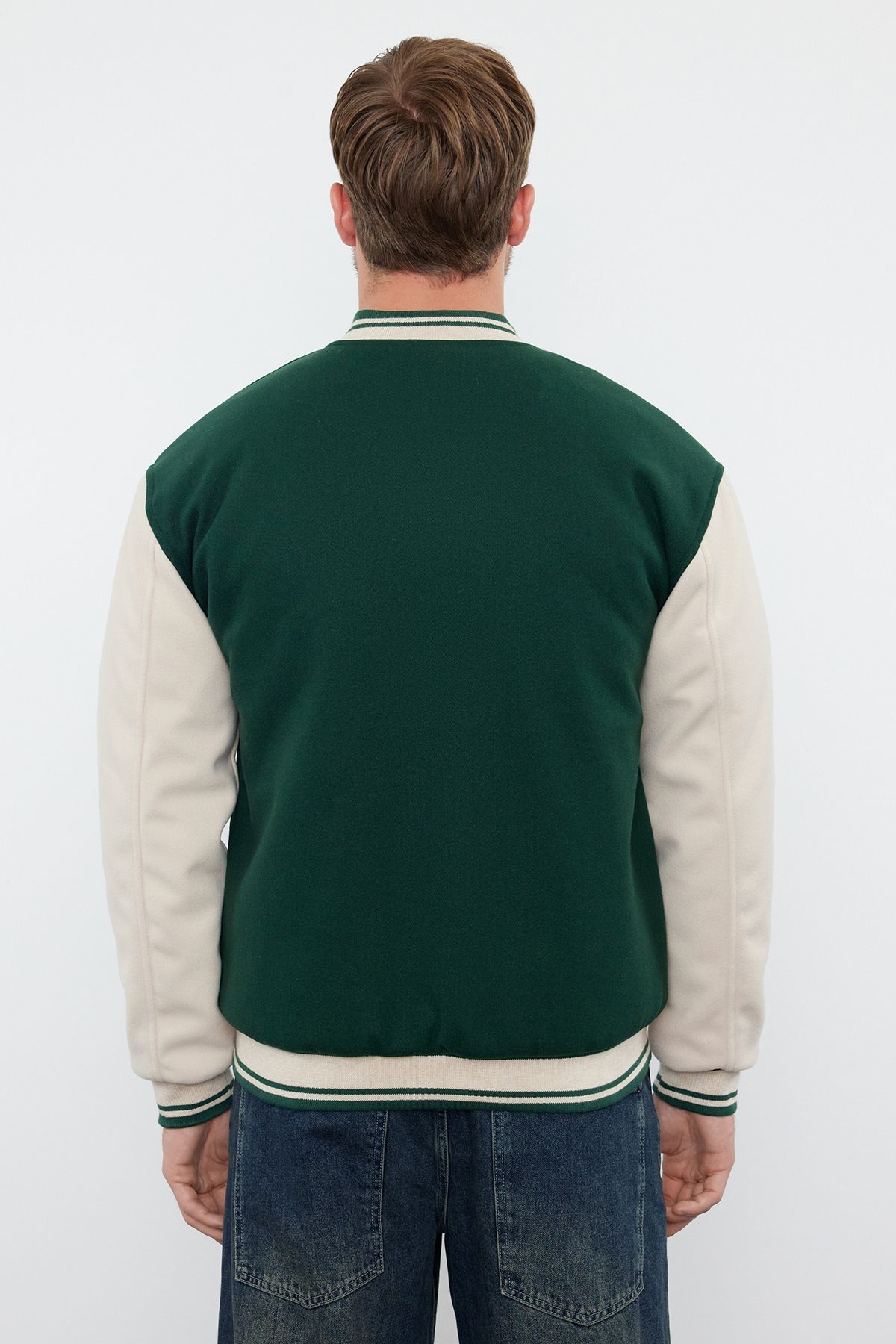 Kolekcia Trendyol-Zelená unisex bunda Bomber Collar College Jacket – Regular Fit TMNAW24MO00017 5