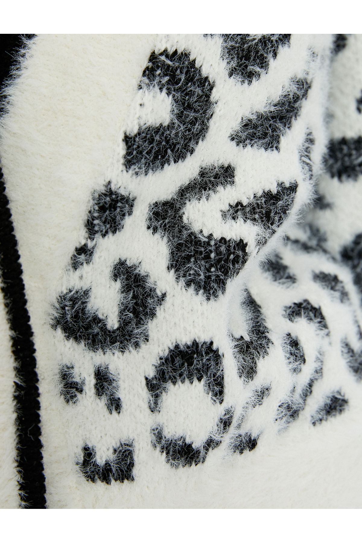 Koton-Leopard Patterned Cardigan with Stone Buttons V-Neck 6