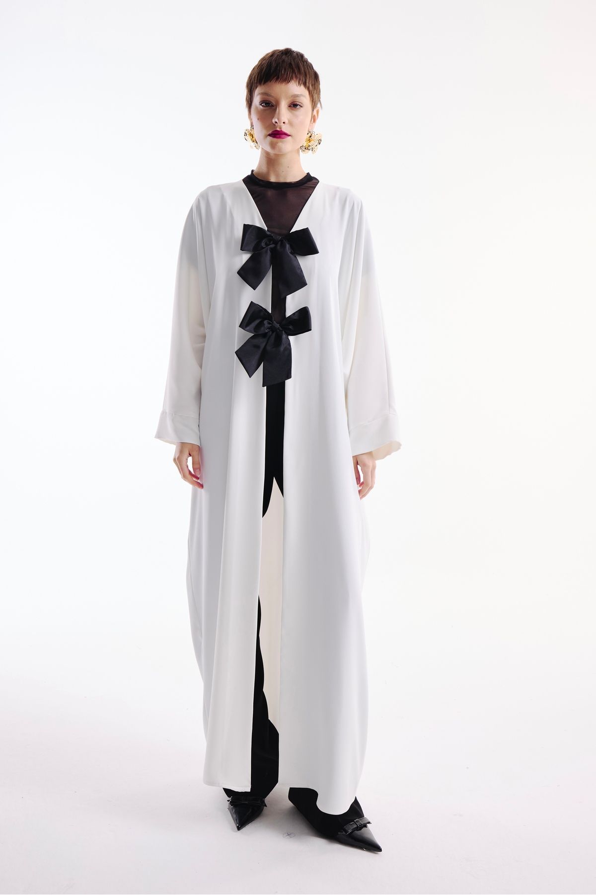 Nuum Design-Abaya Bow Detailed Ecru 3