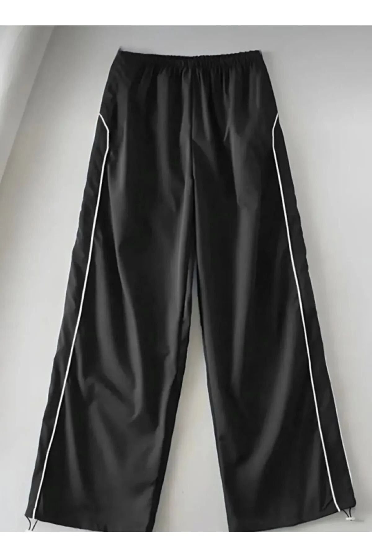 ikmal collection  ikmal Kadın Siyah Şeritli Paraşüt Kumaş Pantolon - Görsel 3