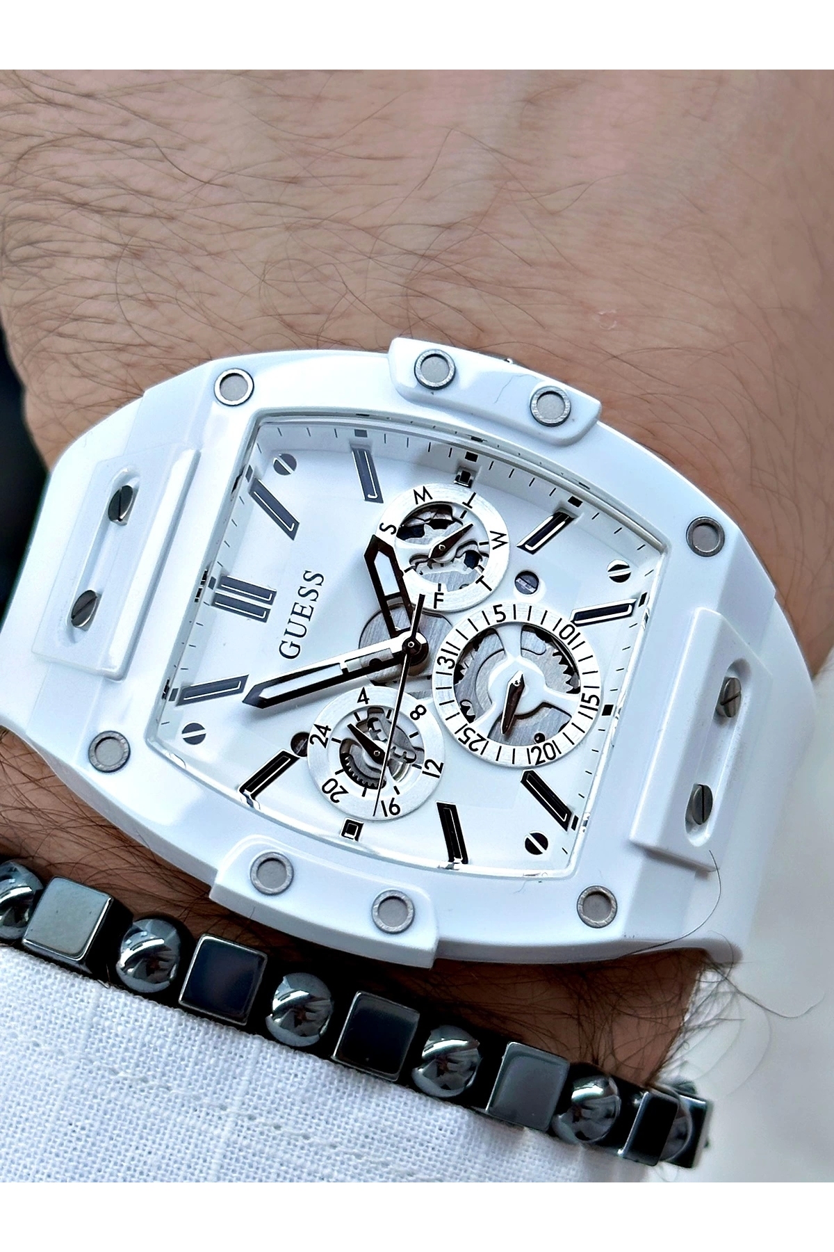 ساعت مردانه سفید گسGuess | P6398S4818 اورجینال - تصویر 5
