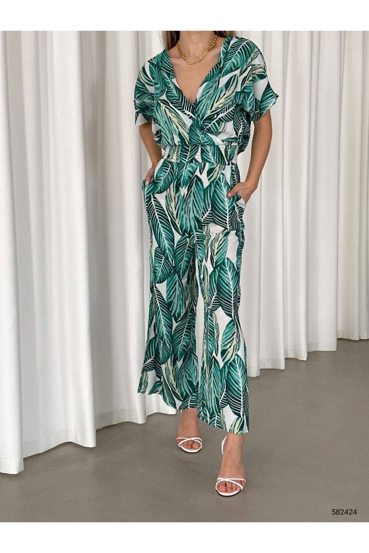 MODA DİNA-Green Leaf Patterned Viscose Comfortable Summer Jumpsuit - V-Neck 2