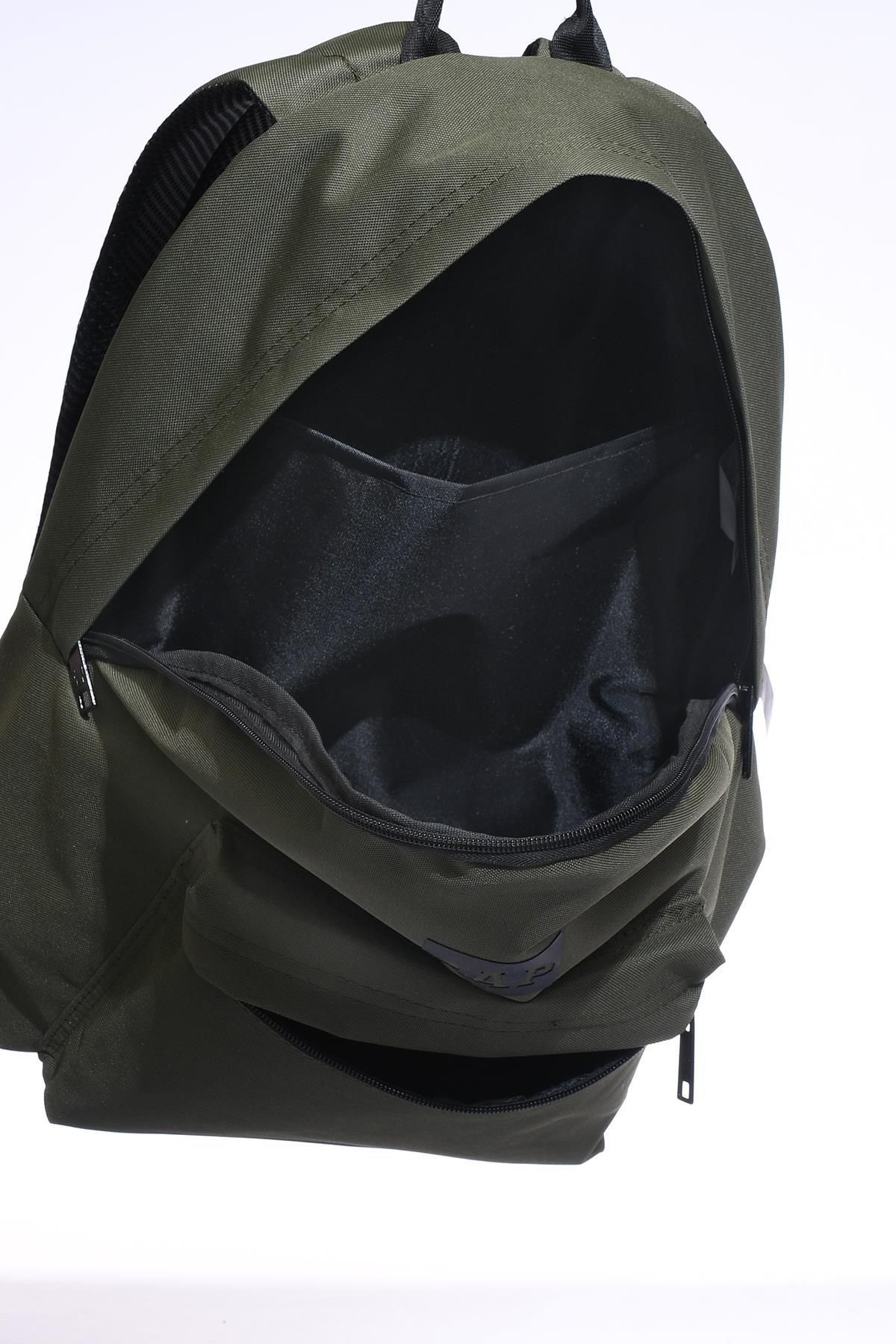 کوله پشتی سبز مردانه و زنانه GP03479 خاکی یونیسکس GAP