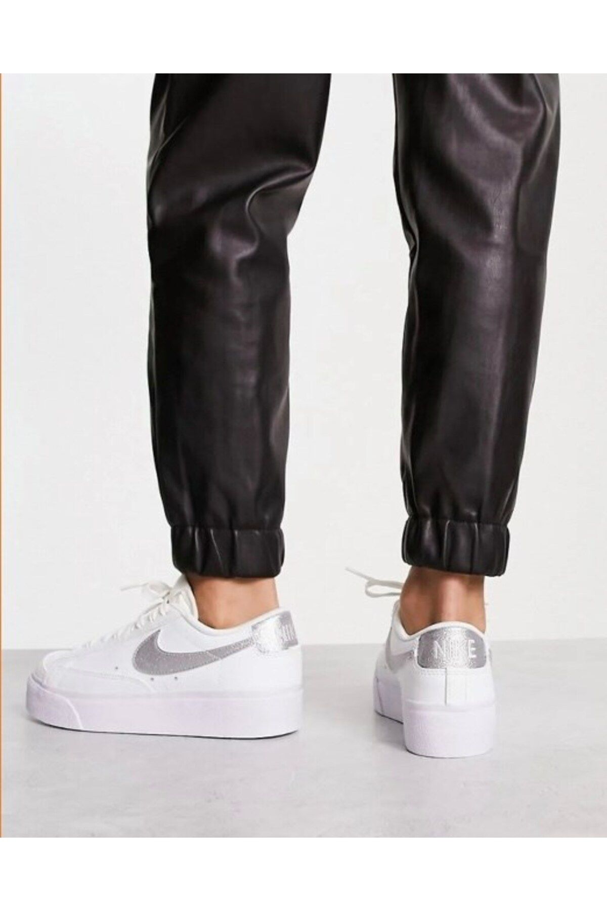 اسنیکر سفید زنانه کفش ورزشی کم سکوی Blazer DQ7571 101 Nike