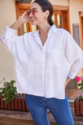 Picture of Kadın Beyaz Cepli Salaş Keten Gömlek ARM-21Y001035