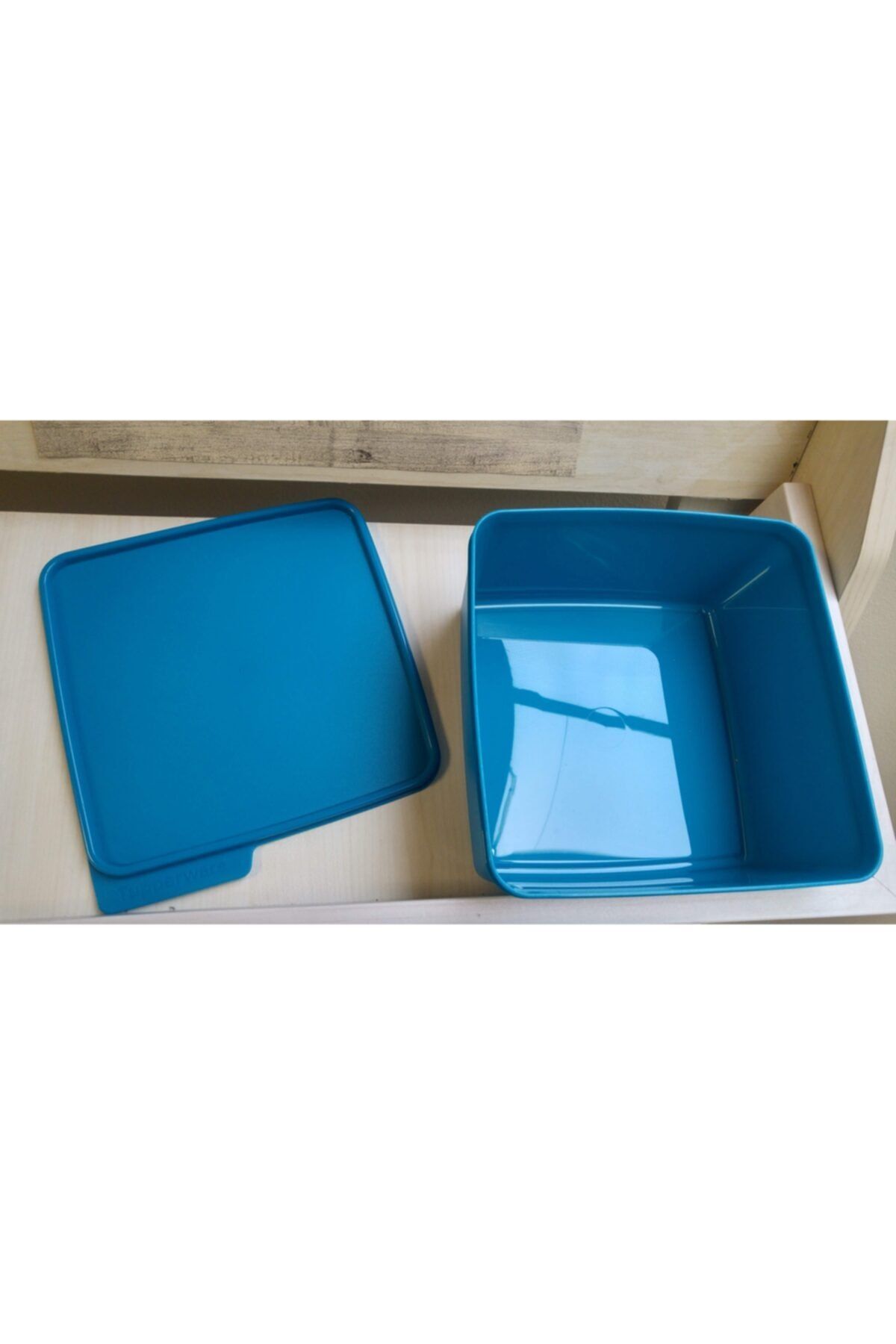 Tupperware-Colorful Rectangular 2.5 Liter Blue Storage Container 5