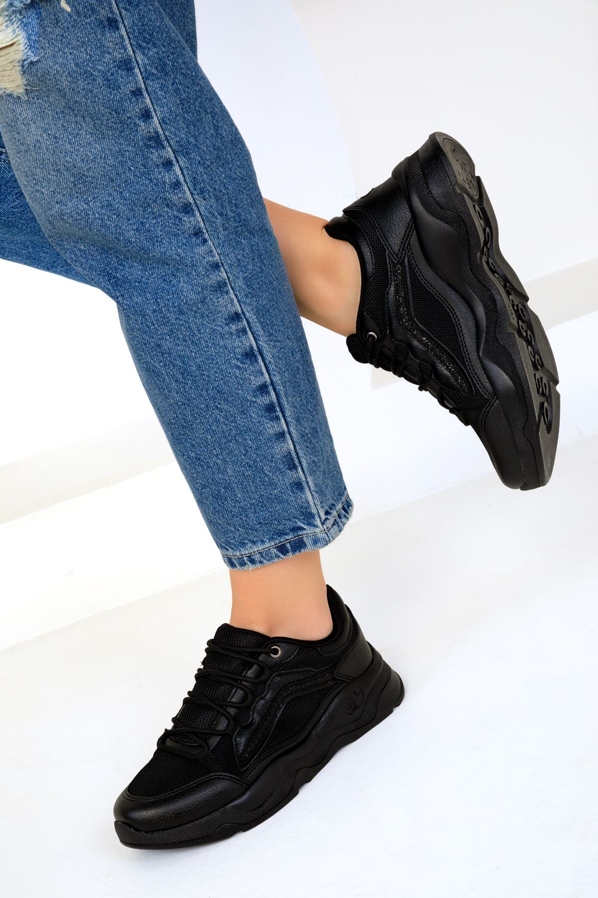 SOHO Trampki damskie 19262 - Czarny Czarny