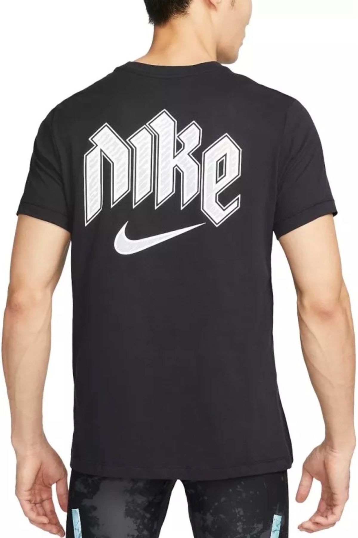 Nike Men s Black Dri Fit Sports T Shirt Run Trendyol