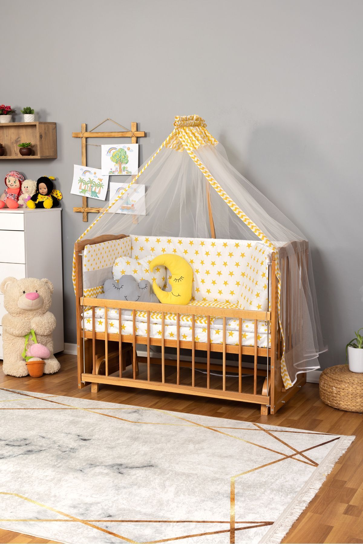 Bamgidoo Ahşap Beşik Anne Yanı Beşik (Vernikli) 60x120 - Sarı Yıldız 3 Yastık Uyku Seti + Yatak