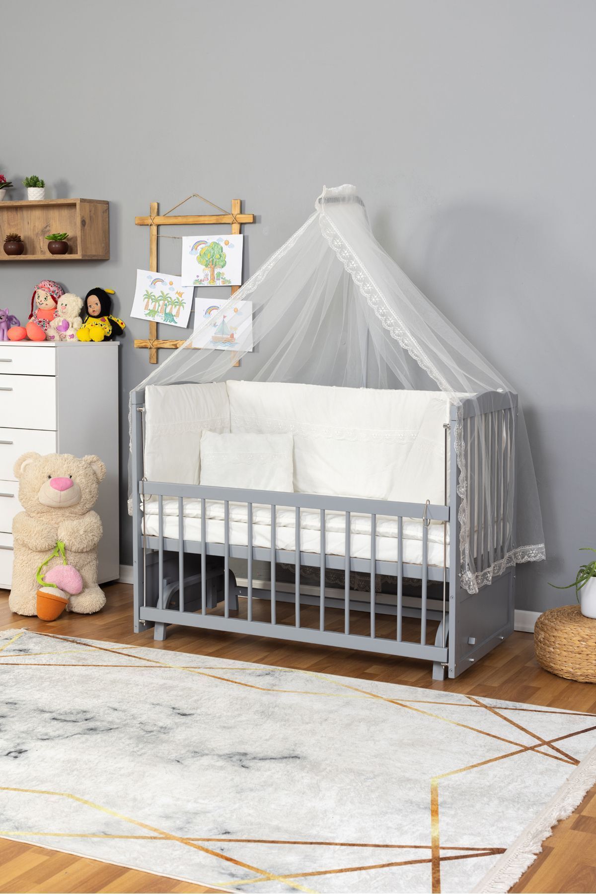 Bamgidoo Ahşap Beşik Anne Yanı Beşik Gri 60x120 - Krem Güpür Uyku Seti + Yatak