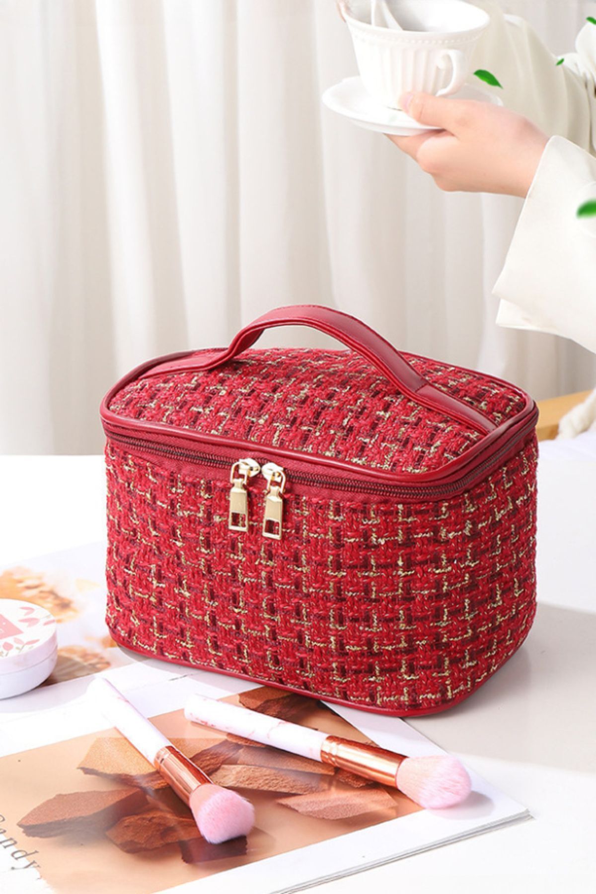 Makeup kit bag online discount