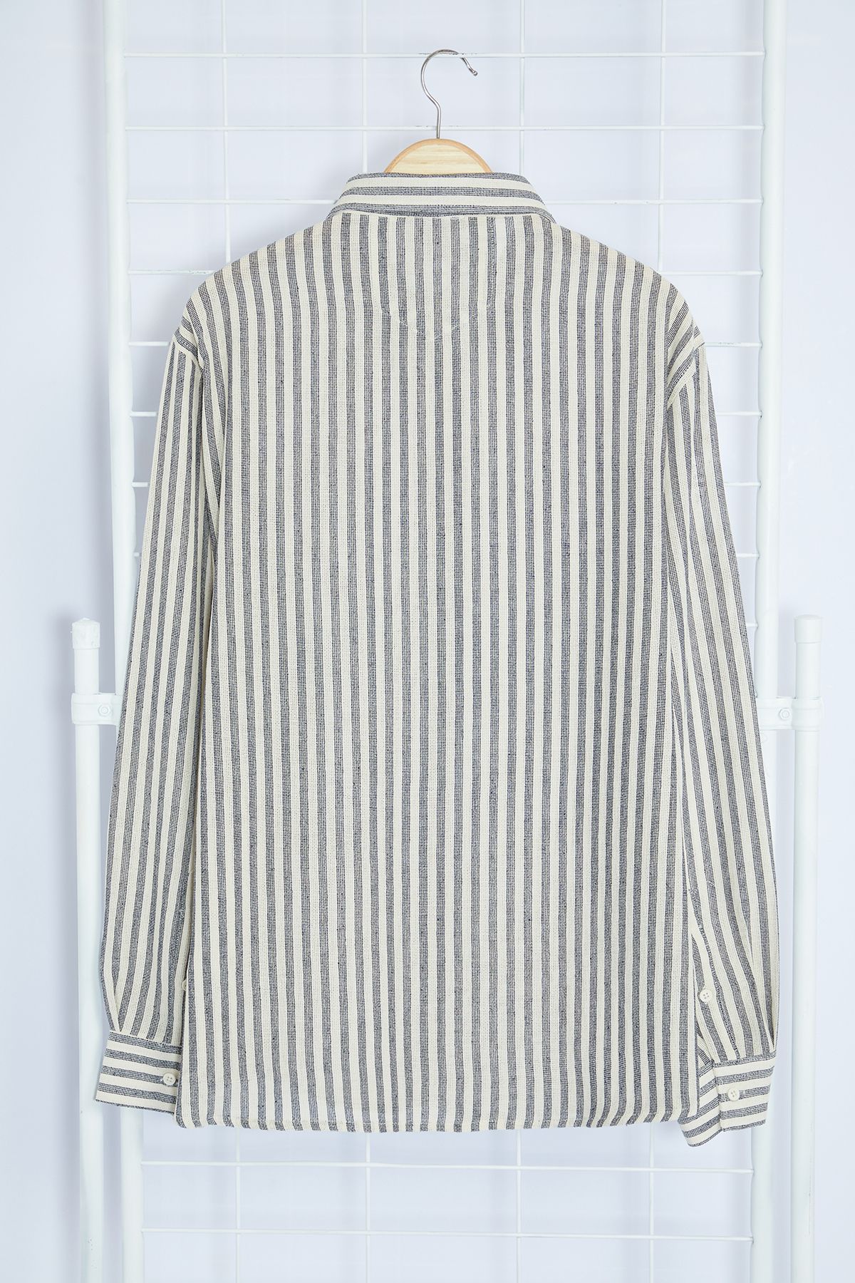 Trendyol Collection-Темно-синій в смужку Gomlek Regular Fit Regular Size TMNSS24AX00015 4