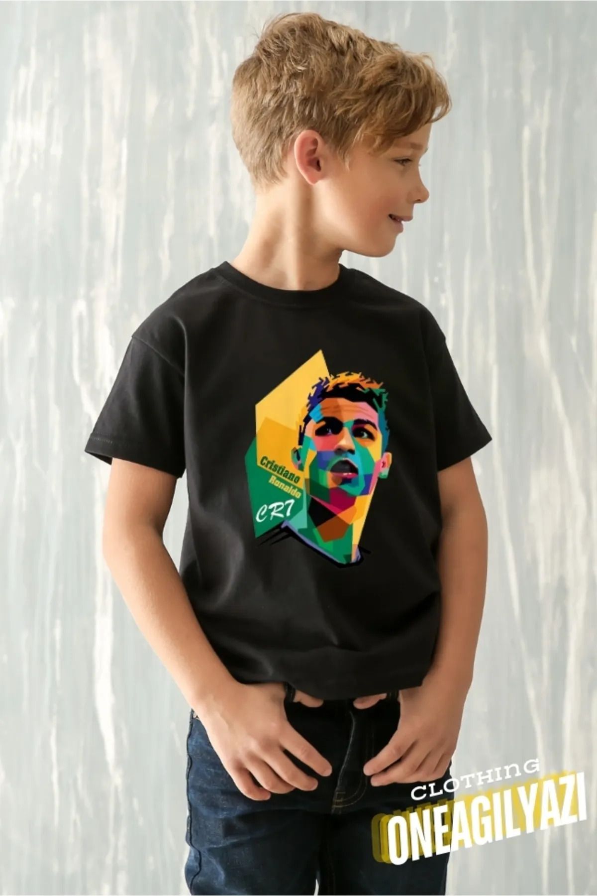 oneagılyazı Cristiano Ronaldo 002 Tasarımlı Erkek Çocuk T-shirt Tişört