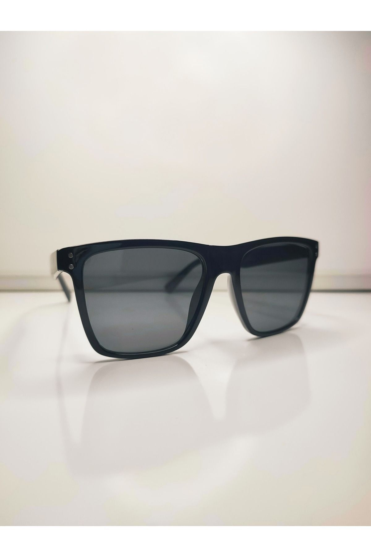 POLARİTANO-Trendy Black Sunglasses - Sharp Corner, Rectangular UV400 2