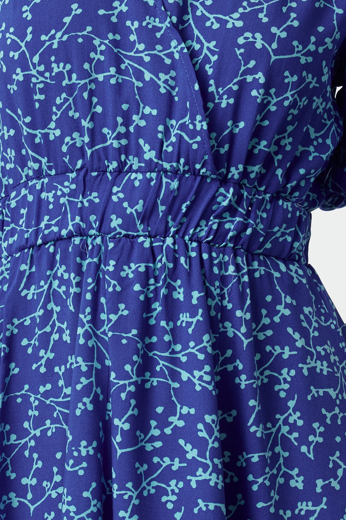 Trendyol Collection-Mini Skater Form - Saks Blumendruck Zweireihiges Kragenkleid TWOSS24EL01074 3