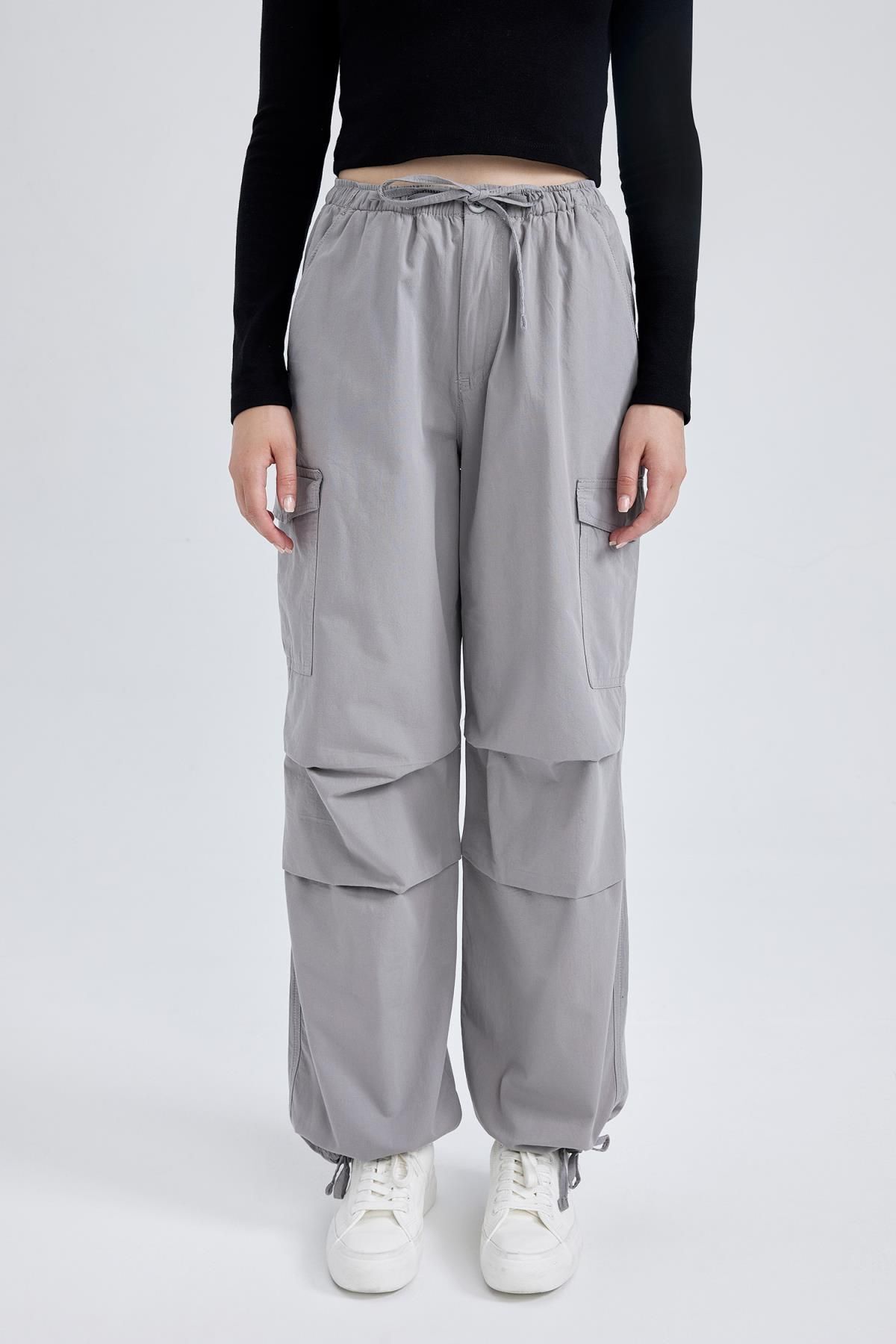 DeFacto-Parachute Poplin Pants - Solid Pocket and Elastic Waist A6266Ax23Au 5