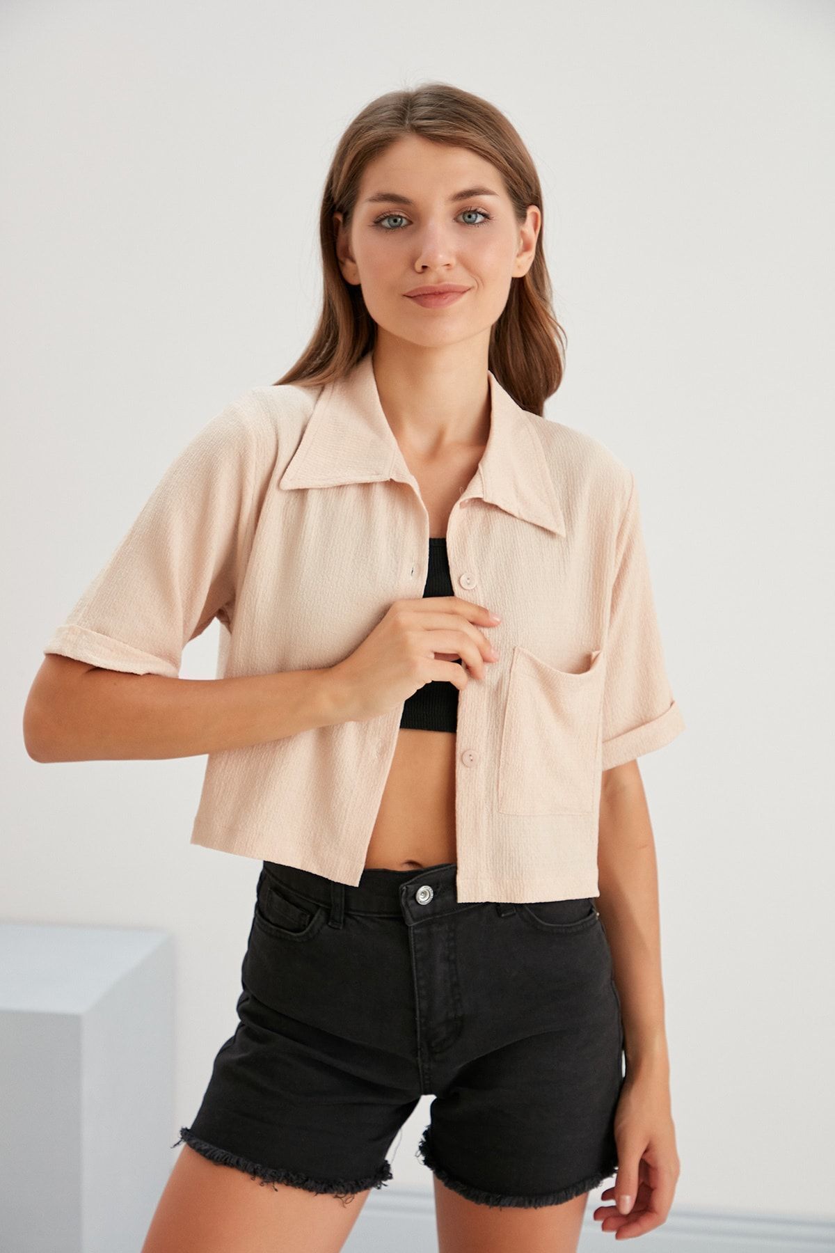 complete the look image