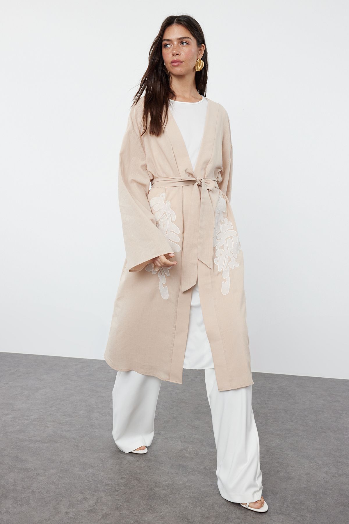 Trendyol Modest Tesut In In Brodat Bej - Cap, Ferace Si Abaya Femeie - 42
