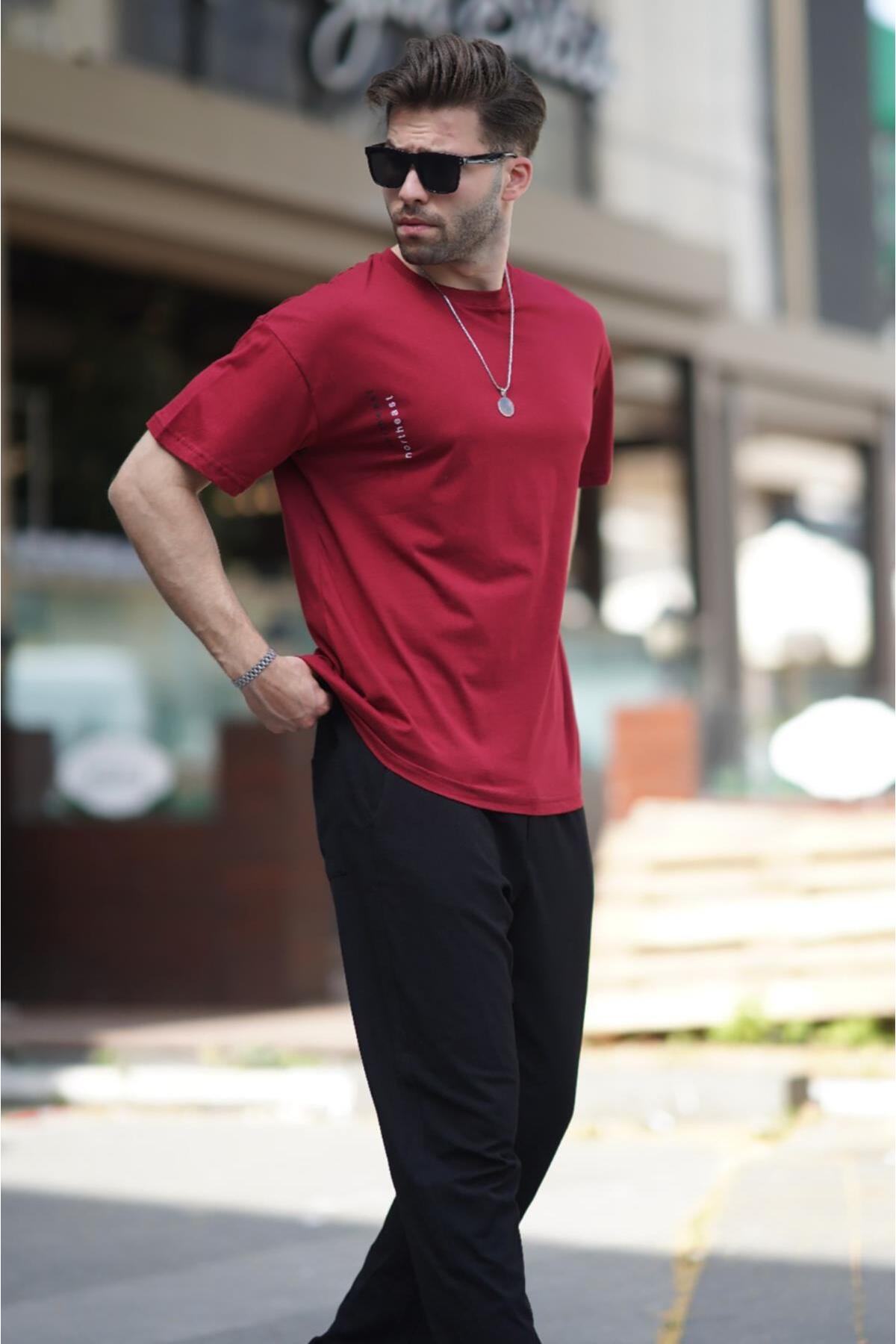 تیشرت یقه آستین کوتاه چاپ شده با رنگ خاکستری