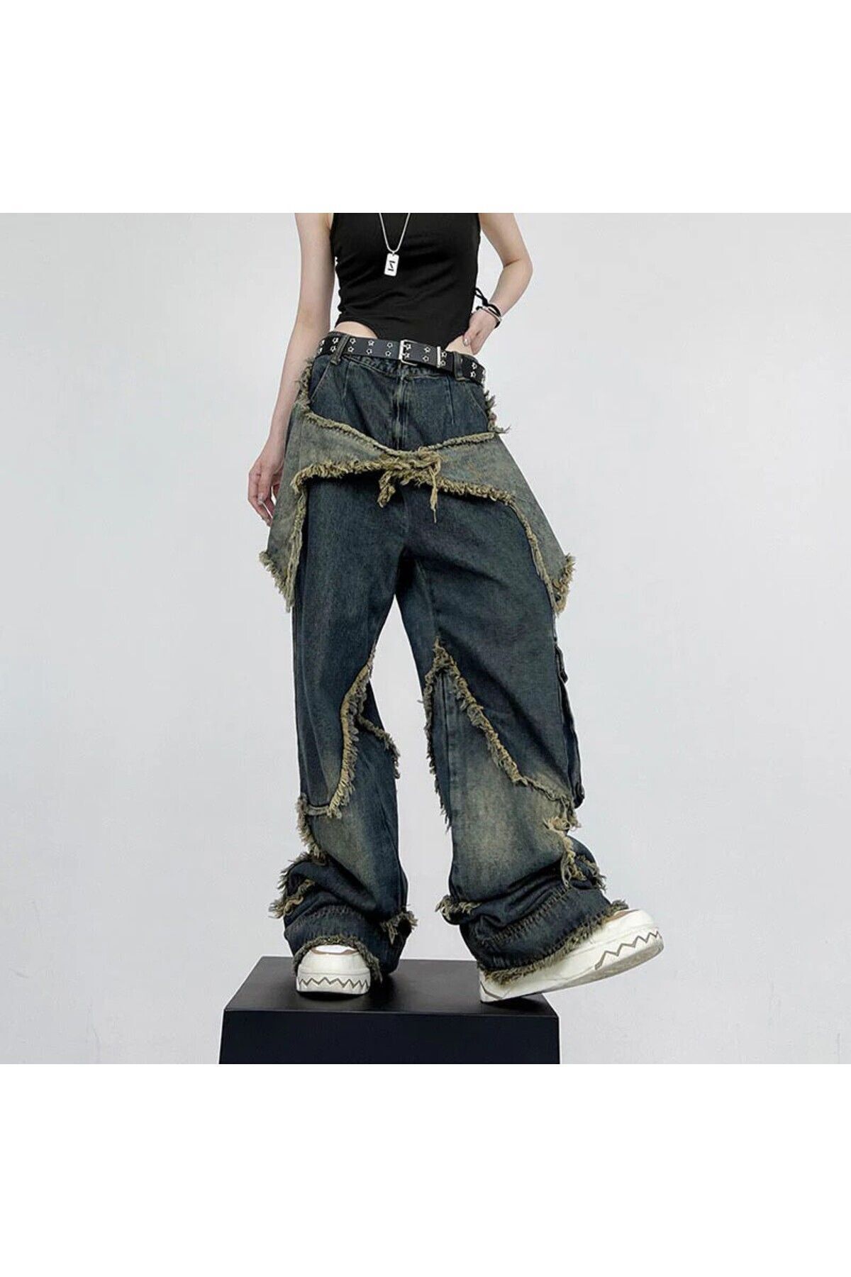 complete the look image