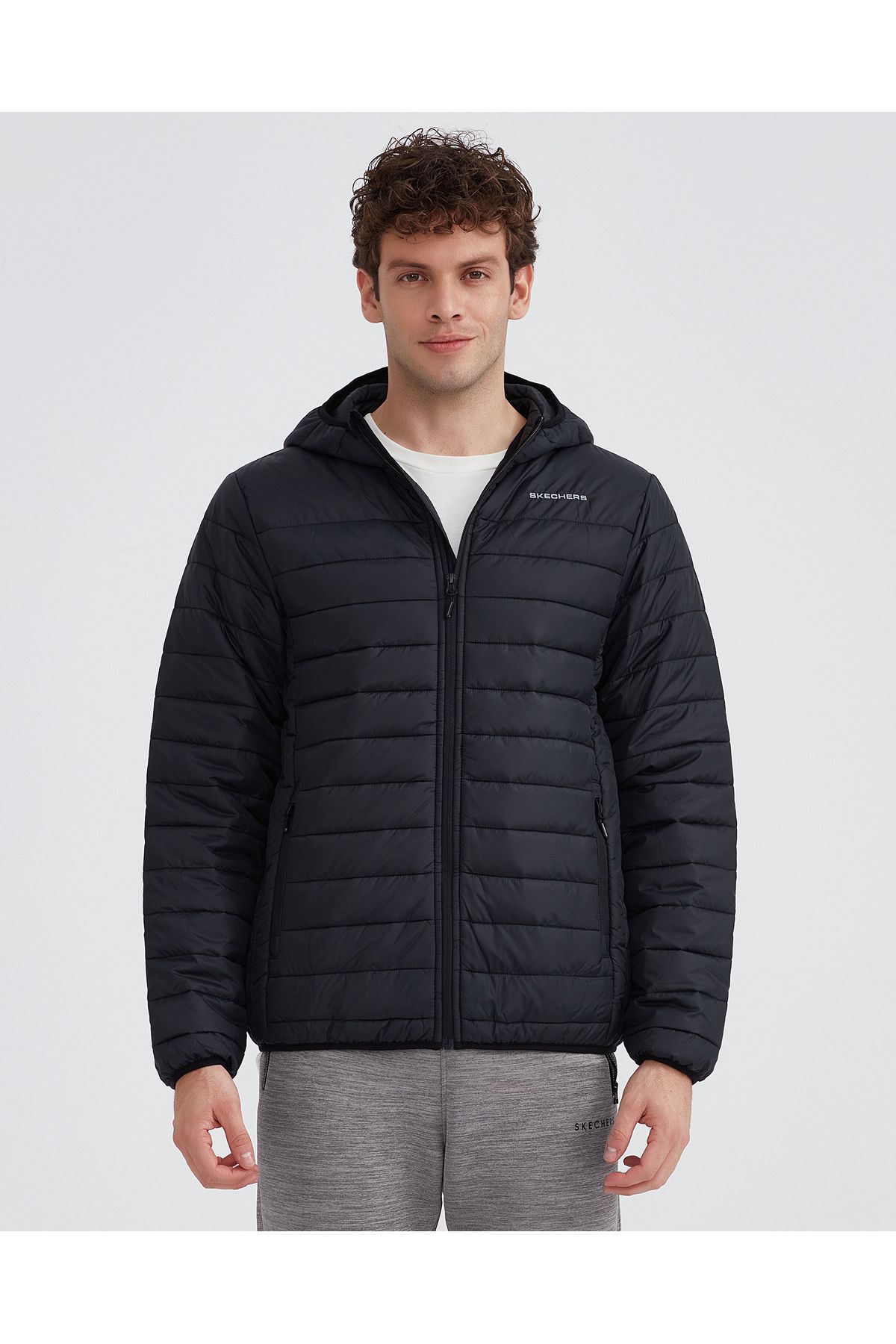 Skechers M Essential Hooded Jacket Мужское черное пальто S202063-001