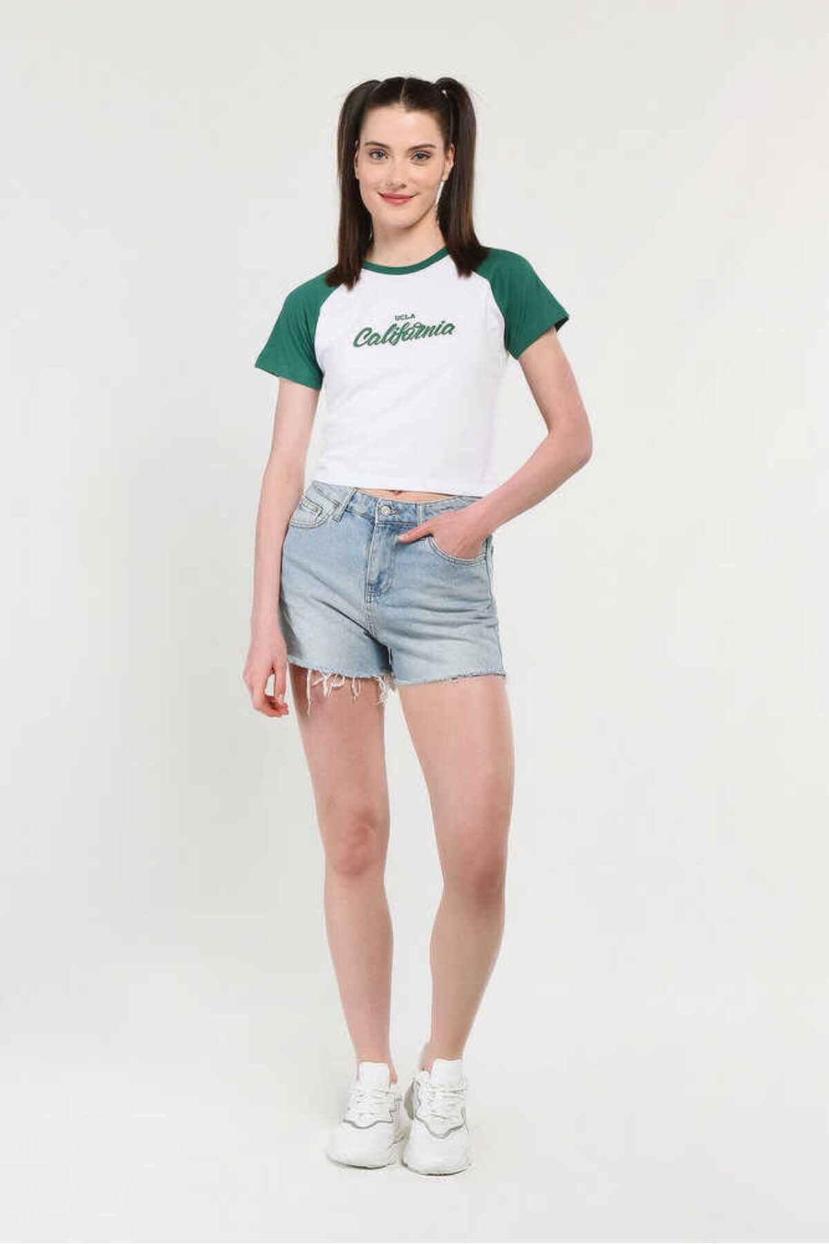 UCLA-Carolına Green Crew Neck Printed Women's T-Shirt 4