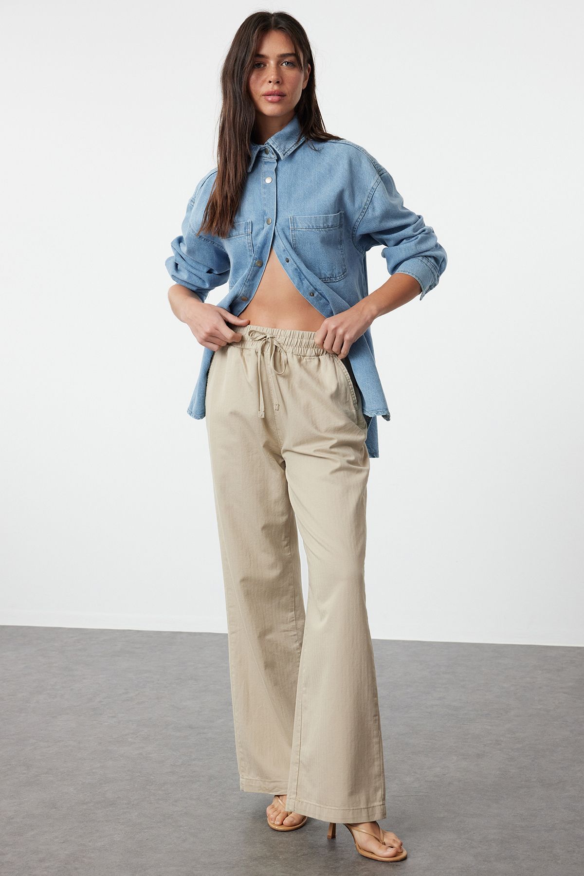 Trendyol Collection-Pantaloni largi din nurcă cu talie înaltă - TWOAW25JE00031 2