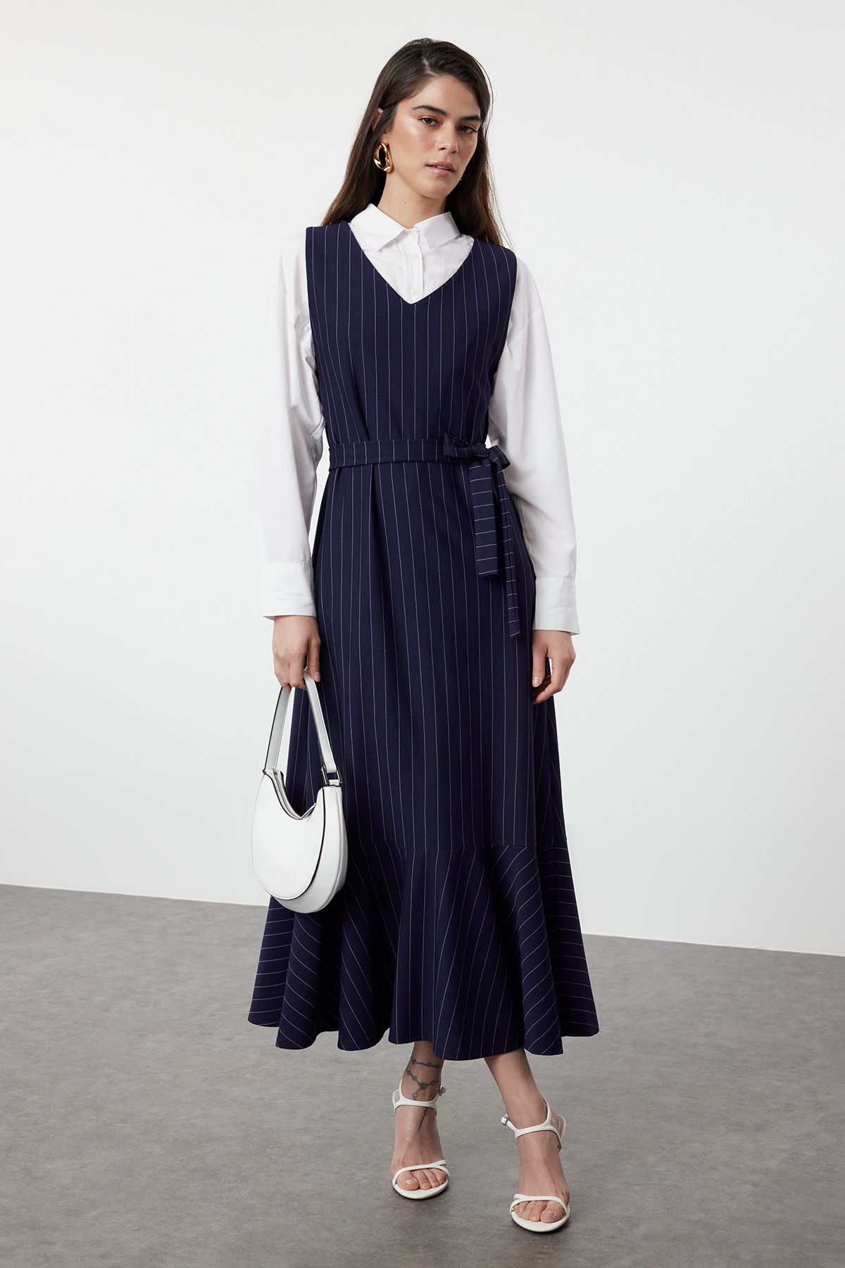 Trendyol Modest Sötétkék csíkos aranyozott ruha - TCTSS24EB00287