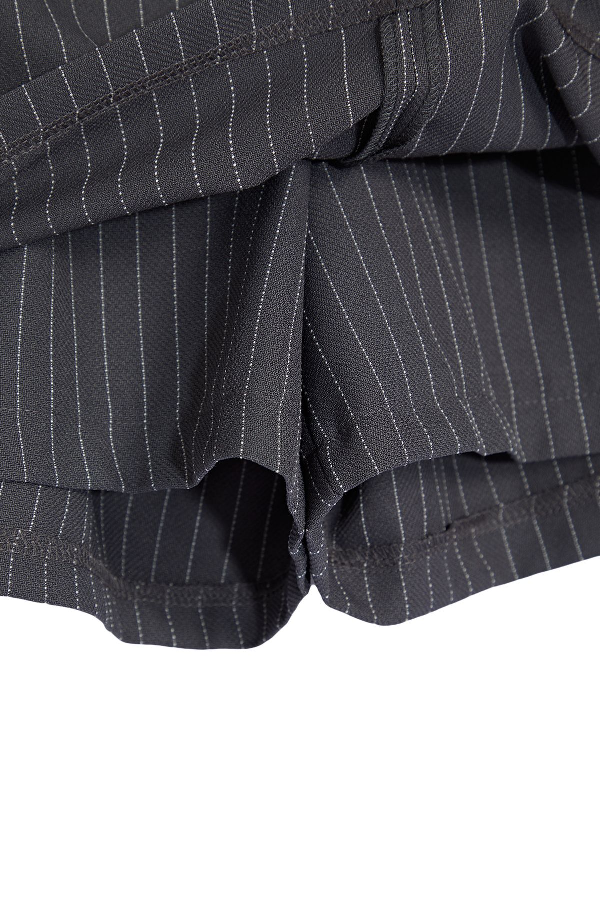 Trendyol Curve-Antracitový pas Detailní Mini pruhované tkané šortky Sukně TBBSS24AP00035 7