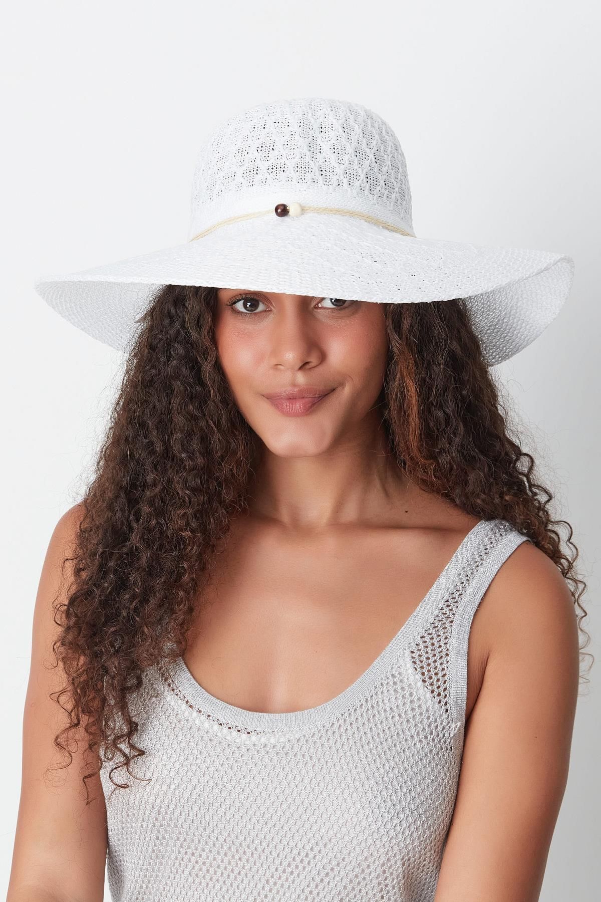complete the look image