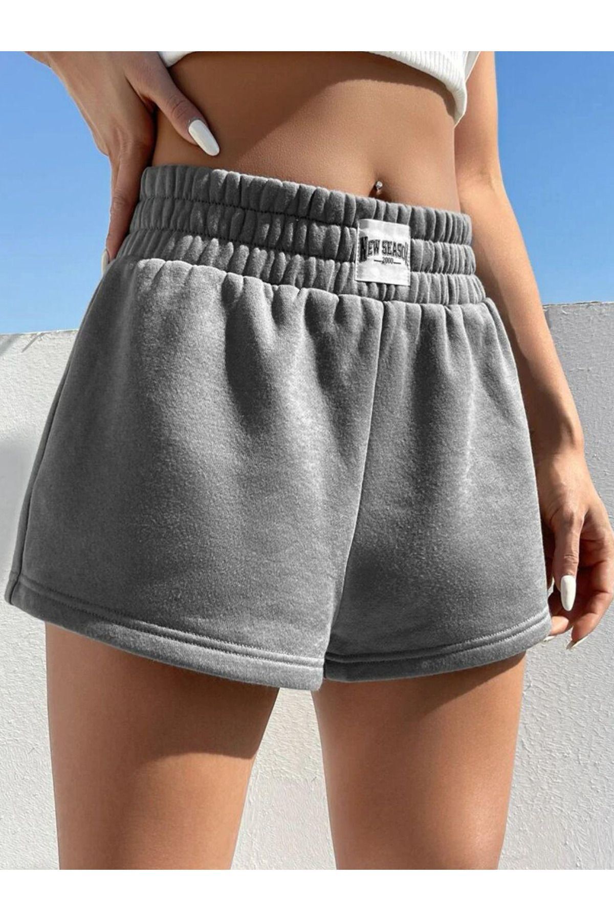 Ado mini short 2025