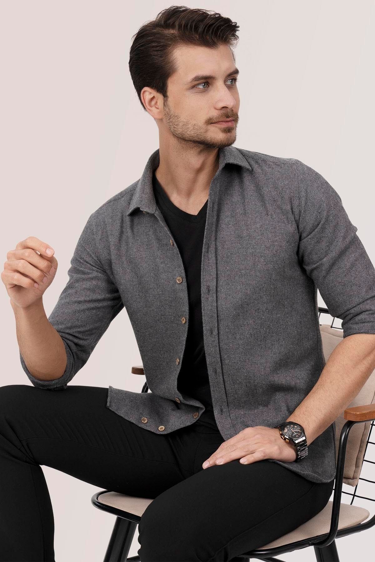 complete the look image
