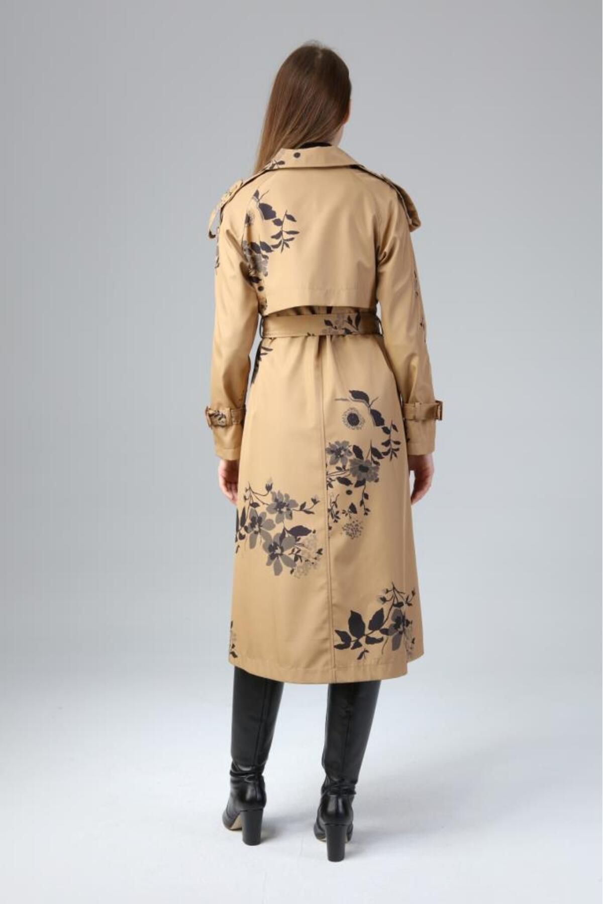 Burberry doodle trench coat clearance