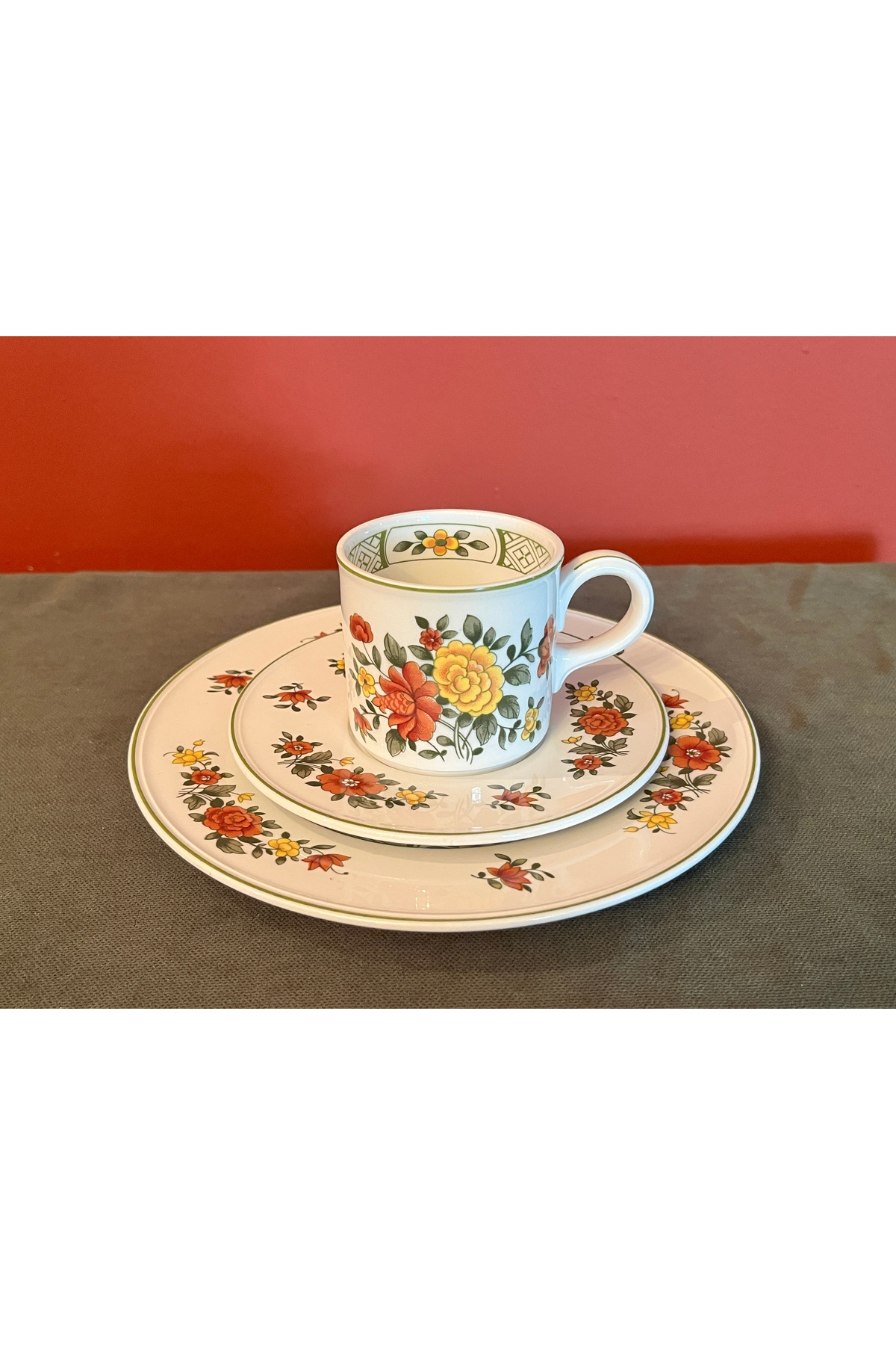 Villeroy & Boch グレイビーボート Summerday tayfuntufan Villeroy & Boch グレイビーボート Summerday tayfuntufan