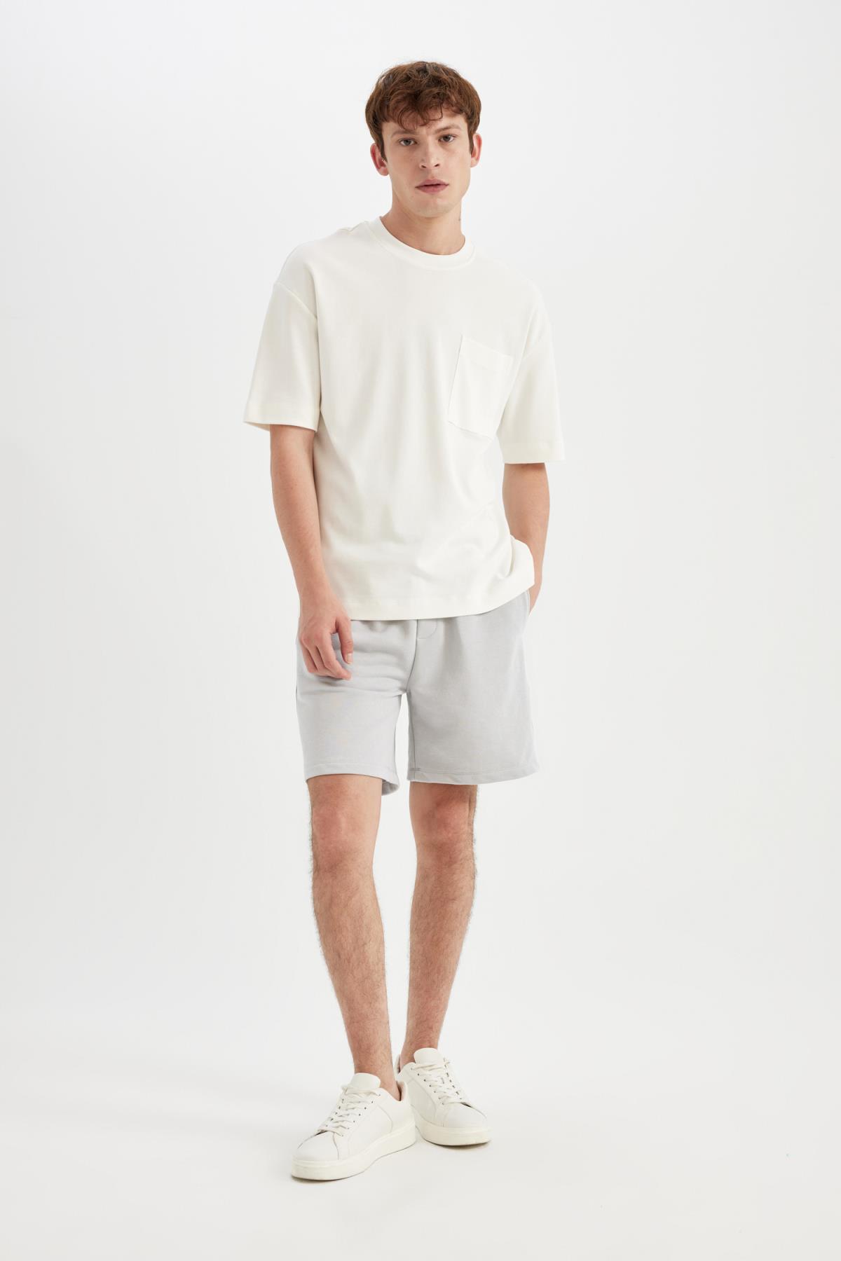 شلوارک ساق پای راست با تناسب منظم