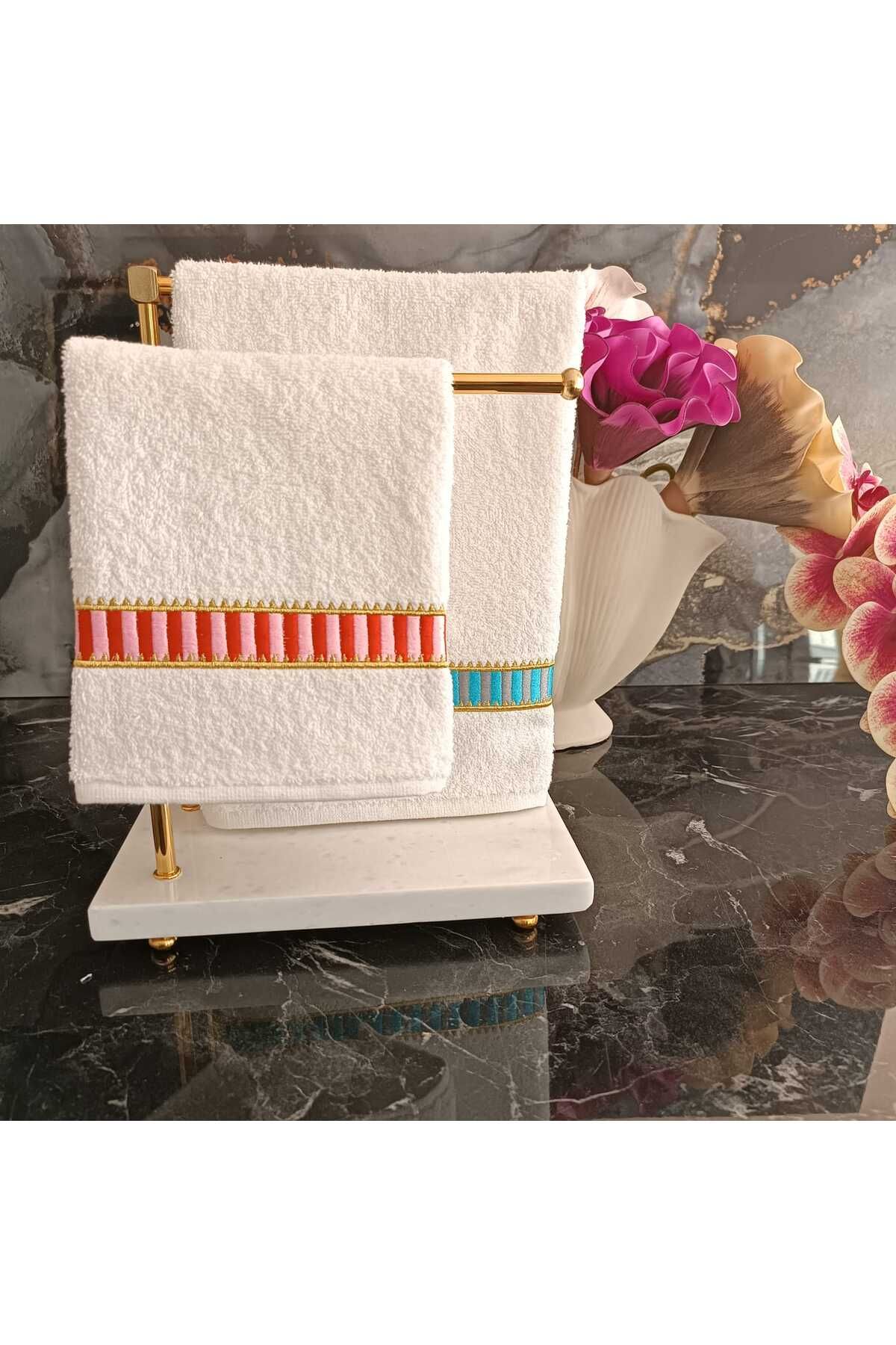 PİP STUDİO DESENLİ KIRMIZI VE MAVİ NAKIŞ DETAYLI MUTFAK VE BANYO HAVLUSU 2 ADET