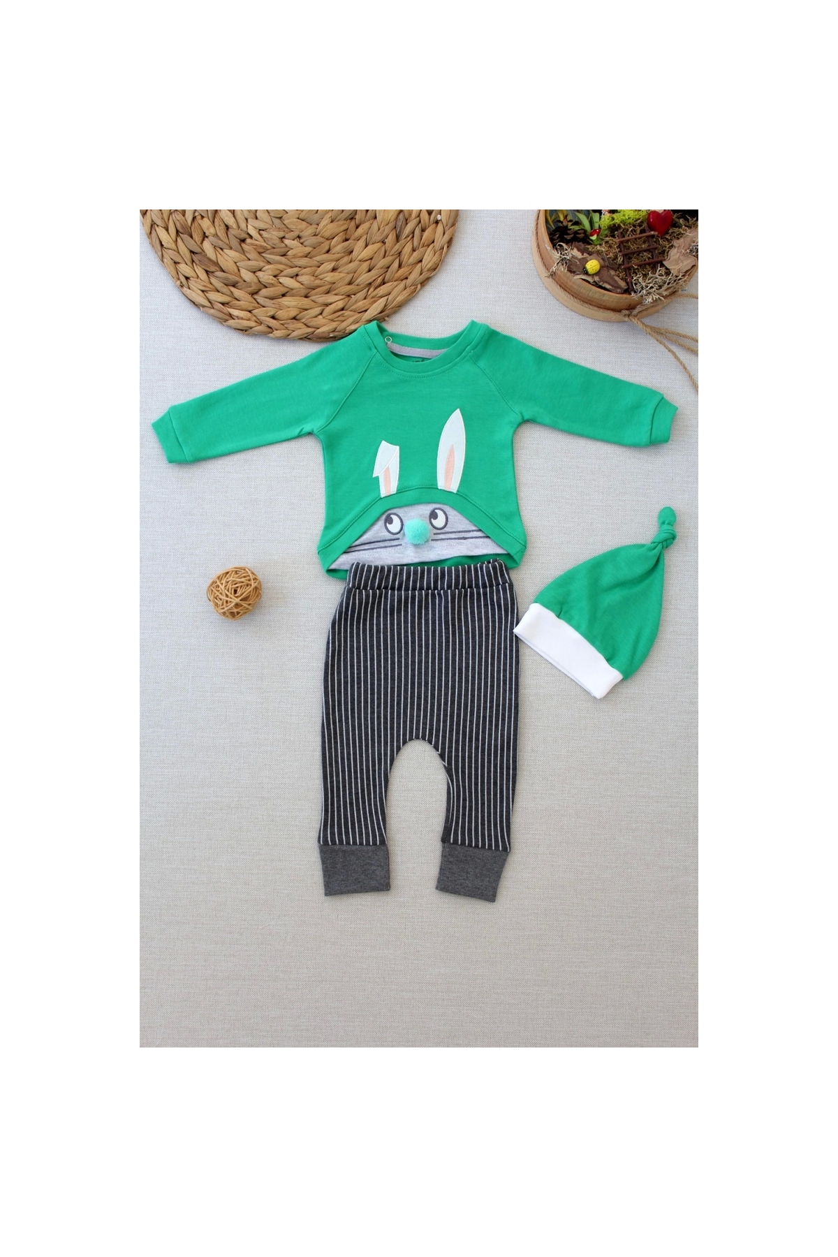 Spoiled Rabbit Embroidered Hat Long Sleeve Sweat 3-Piece Baby Girl-Boy Set
