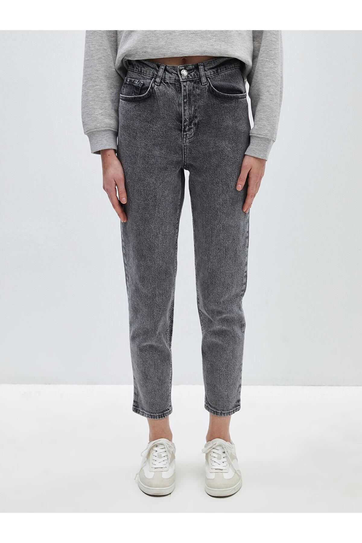 LC Waikiki LCW Jeans Women's Mom Fit Jean Trousers- Trendyol - Main Image