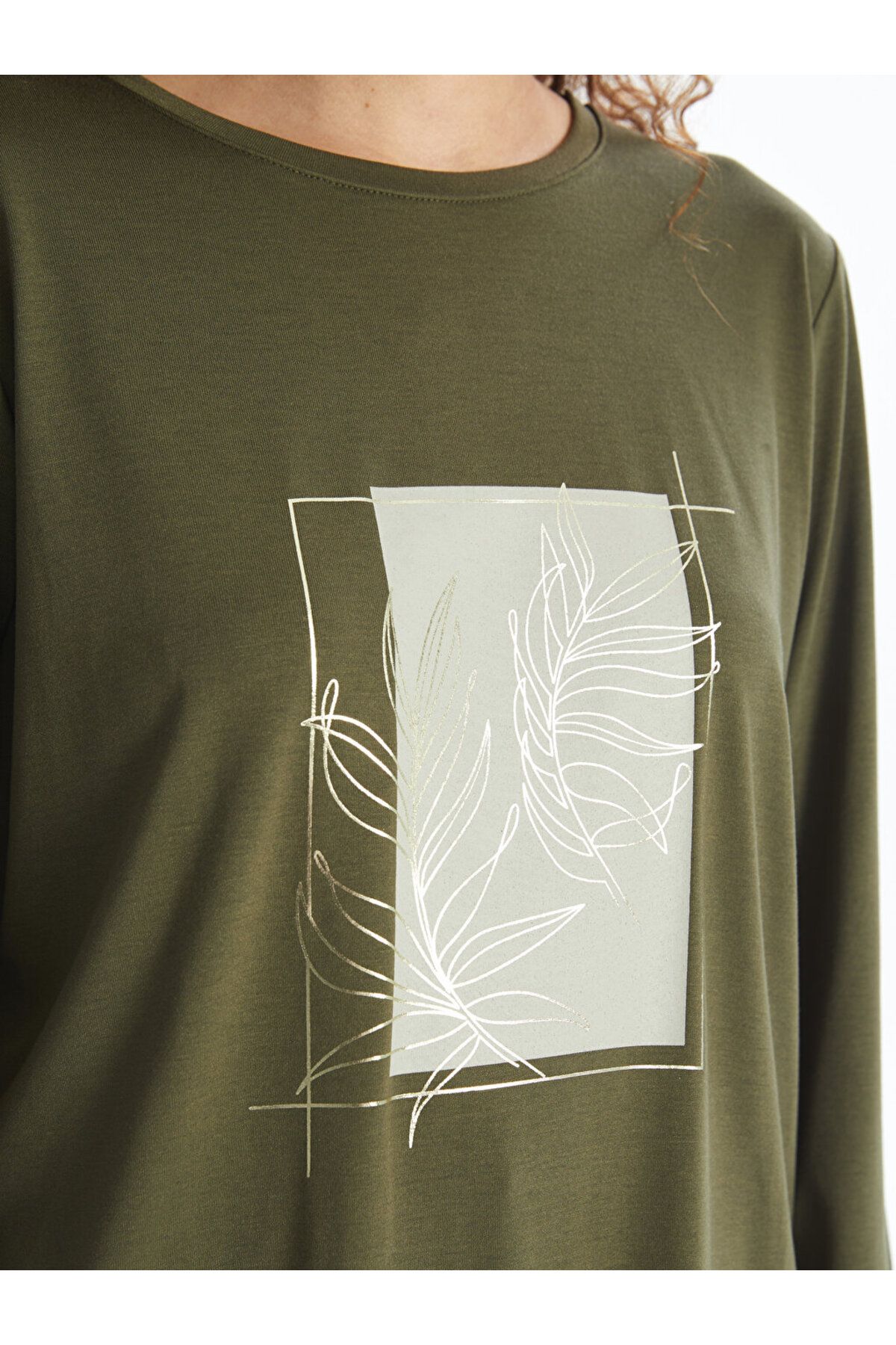 LC Waikiki-Langärmliges Damen-T-Shirt mit Rundhalsausschnitt – bedruckt 4