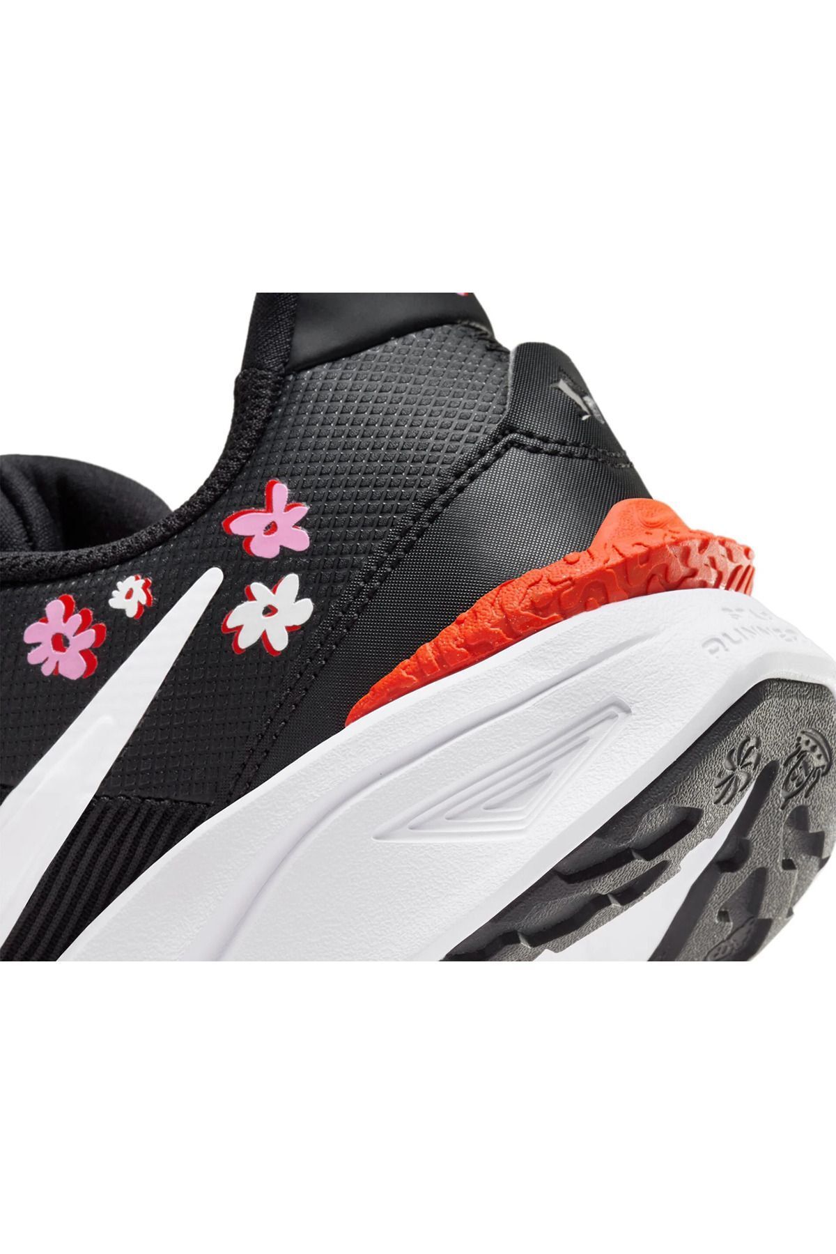 کفش دو و تمرین مشکی دخترانه پسرانه بچگانه Star Runner 4 Nn Se Children Road رانینگ دویدن Nike