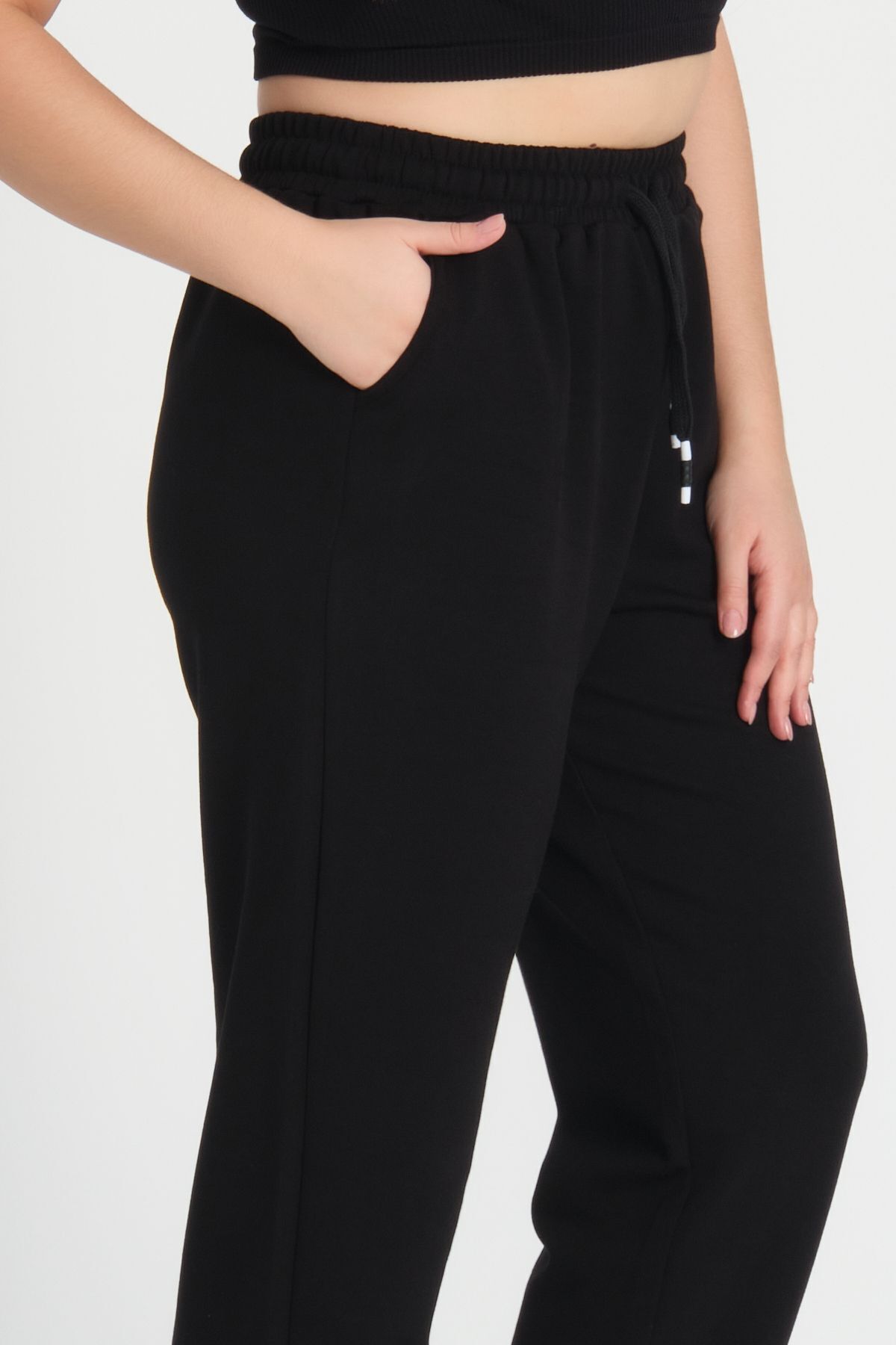 Era Lisa-Elastic Waist Soft Fabric Comfortable Fit Full Lycra Large Size Trousers 4