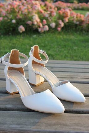 Kadın Önü Kapalı Yazlık Kalın Topuklu Beyaz Ayakkabı FL01-302