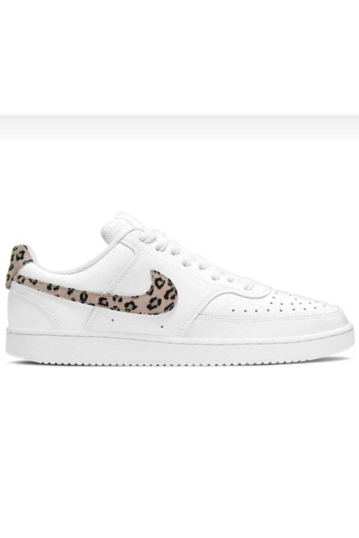 کفش ورزشی نایک زنانه سفید و پلنگی Court vision Nike