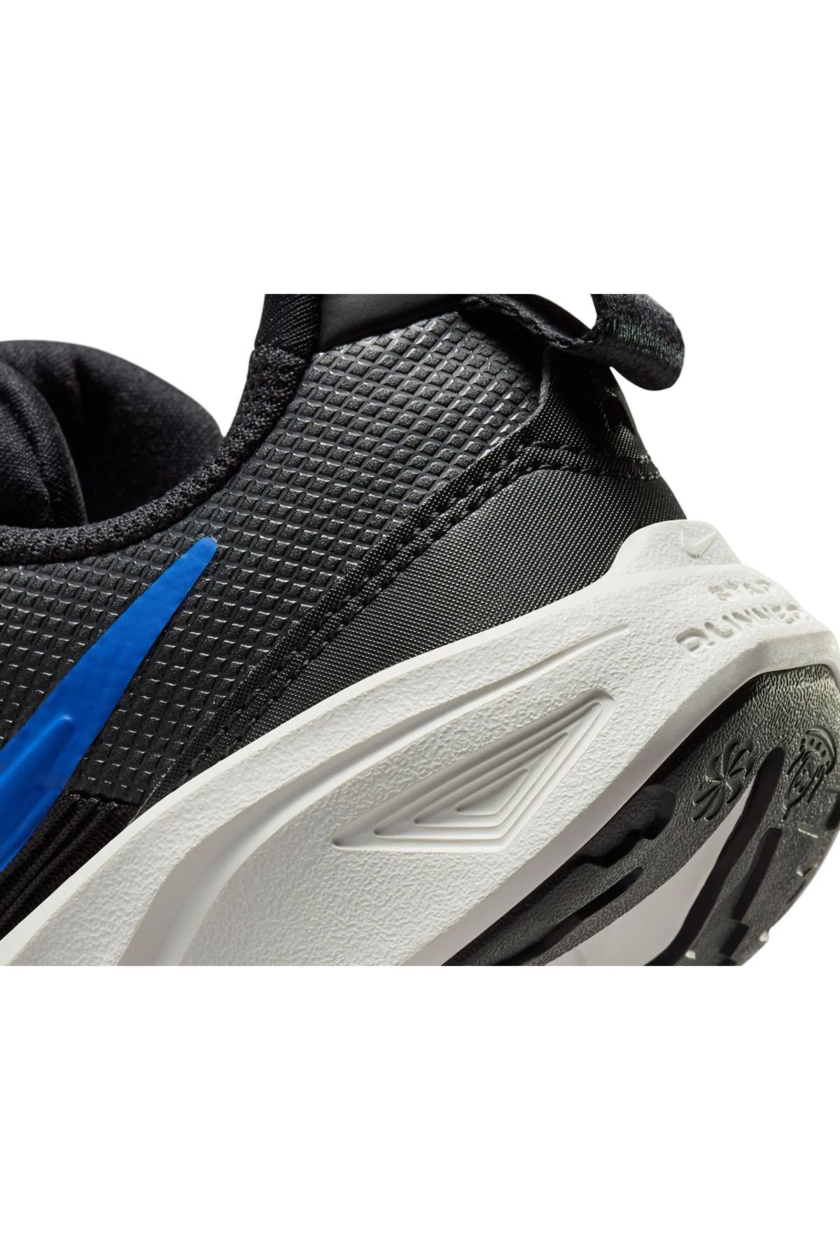 Nike-Star Runner 4 Nn (Ps) - Children's Running and Walking Shoes with Elastic Laces, Black 8