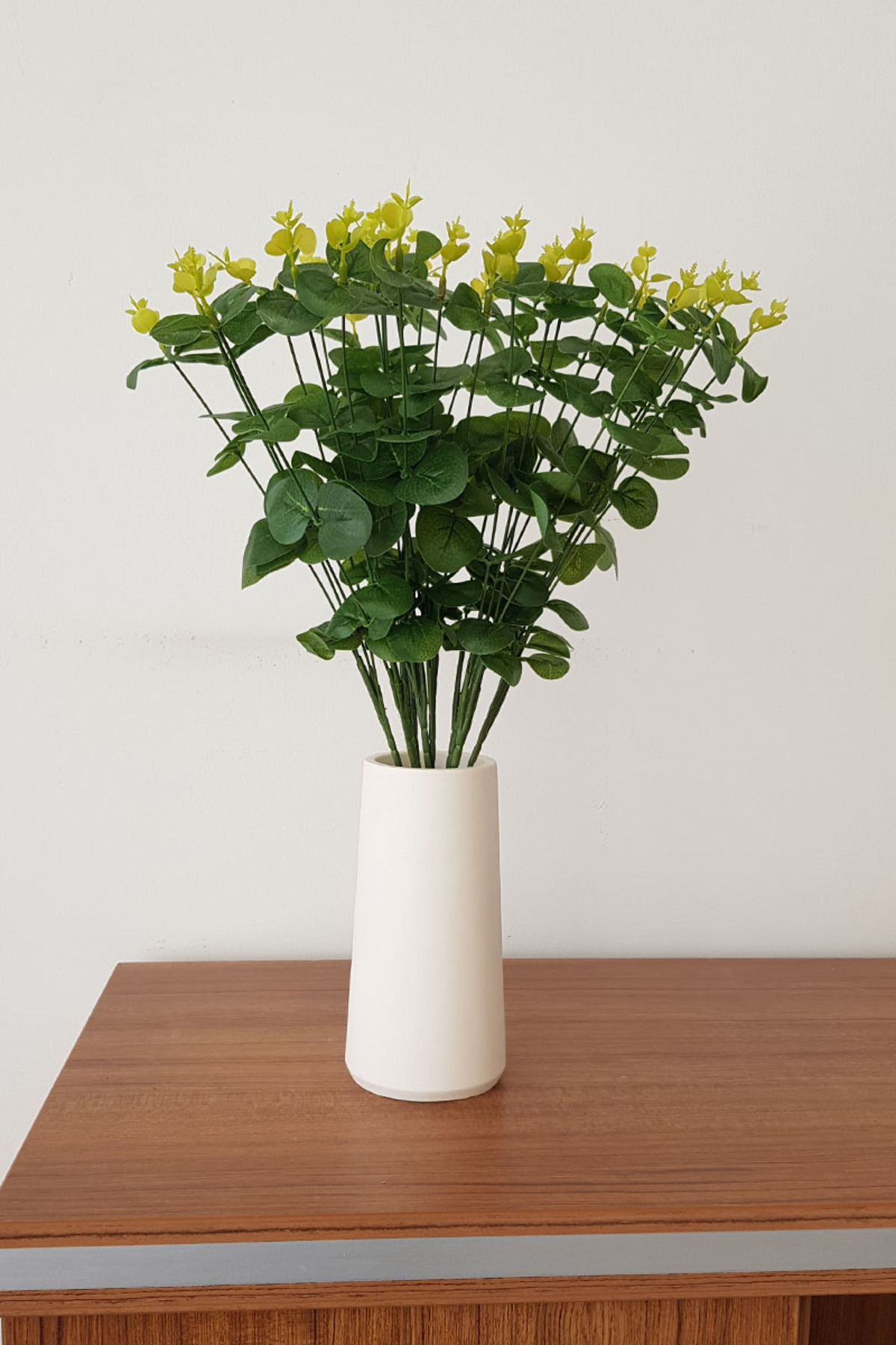 2 Artificial 16 Branched Wet Eucalyptus Plants in a Concrete Vase 50 Cm Green