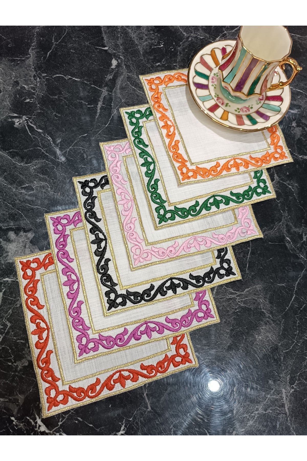 Hüma Şah Modeli 6 Adet Kokteyl Kahve Yanı peçetesi Kırmızı, Mor, Turuncu, Pembe Yeşil, siyah Renk