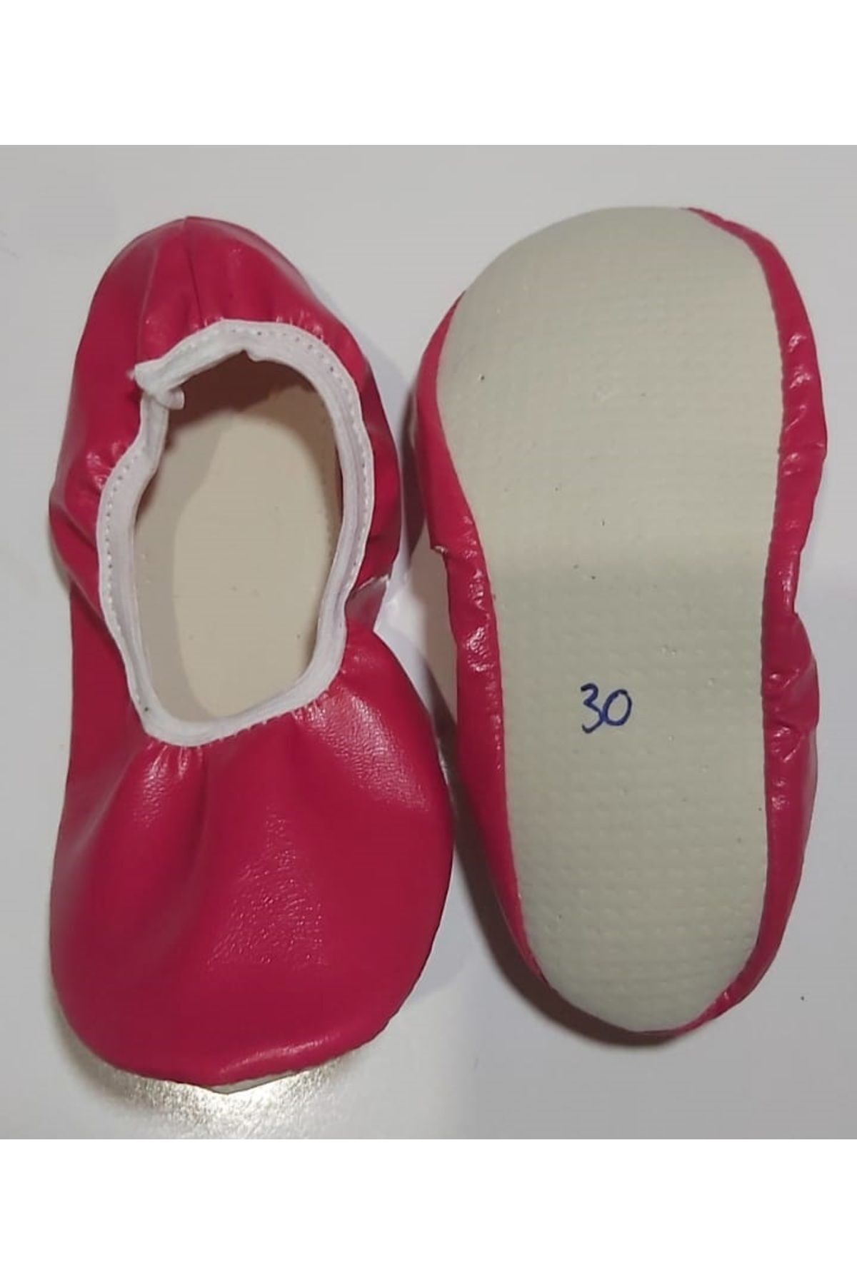 Nesil pembe pisi pisi (fuşya), dans babeti