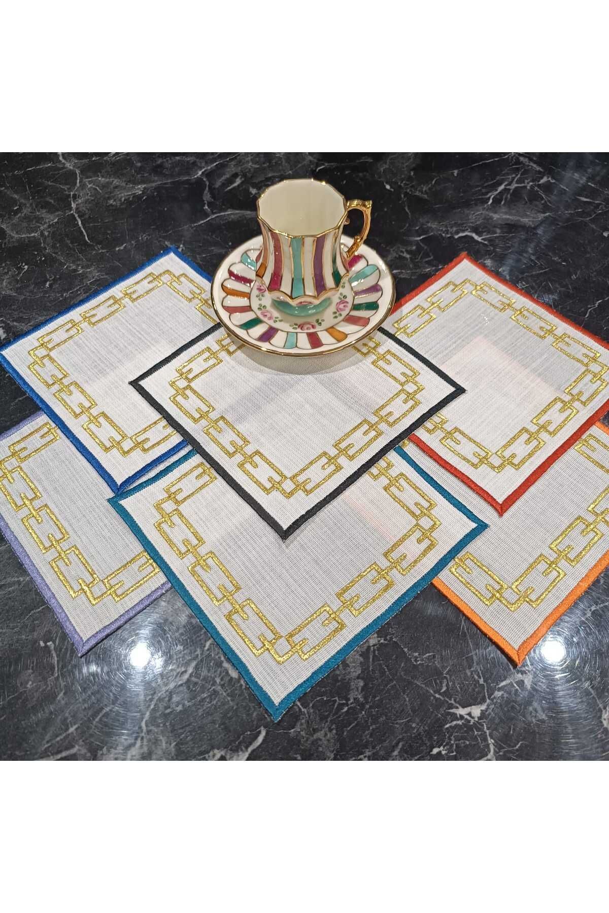 Zincir Desenli Renkli Simle Işlenmiş Kahve Yanı, Kokteyl, Sunum Peçetesi 6 Adet